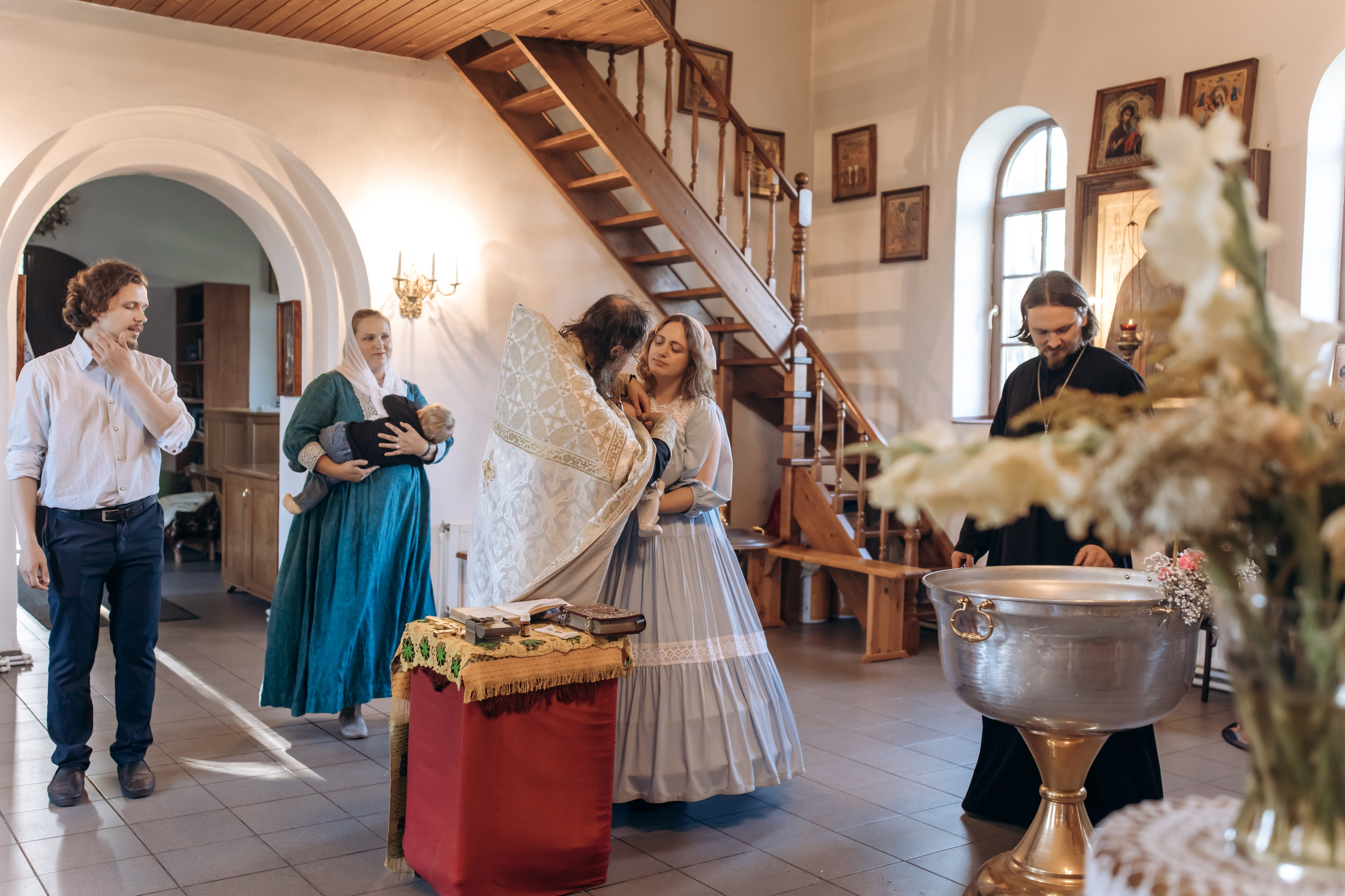 Крещение Василисы. Фотограф на крещении и венчании Елена Плинер, Псков и Псковская область