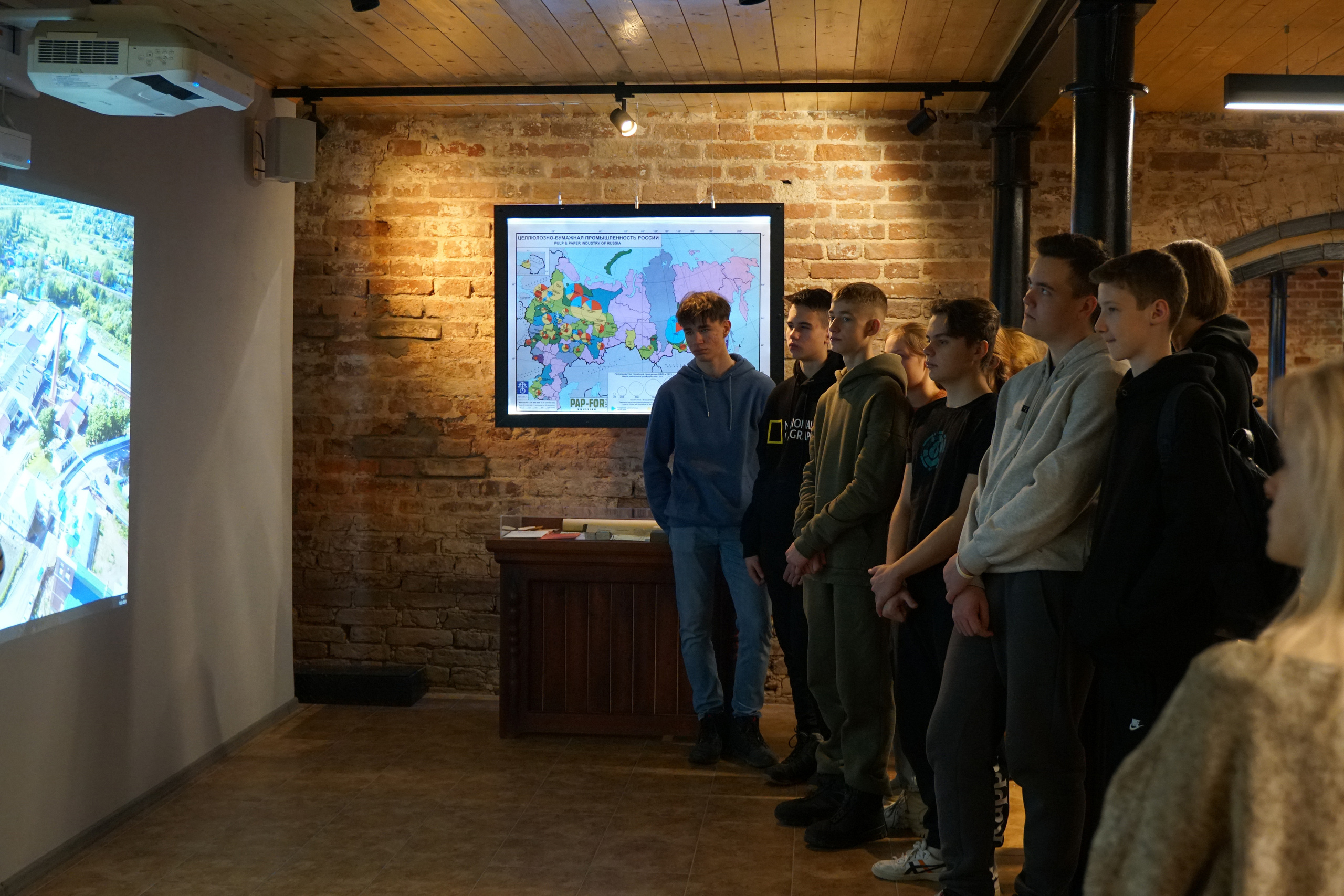 Экскурсия в усадьбу Полотный завод и на бумажную фабрику. Фотограф Наталья Погодина в г. Обнинске