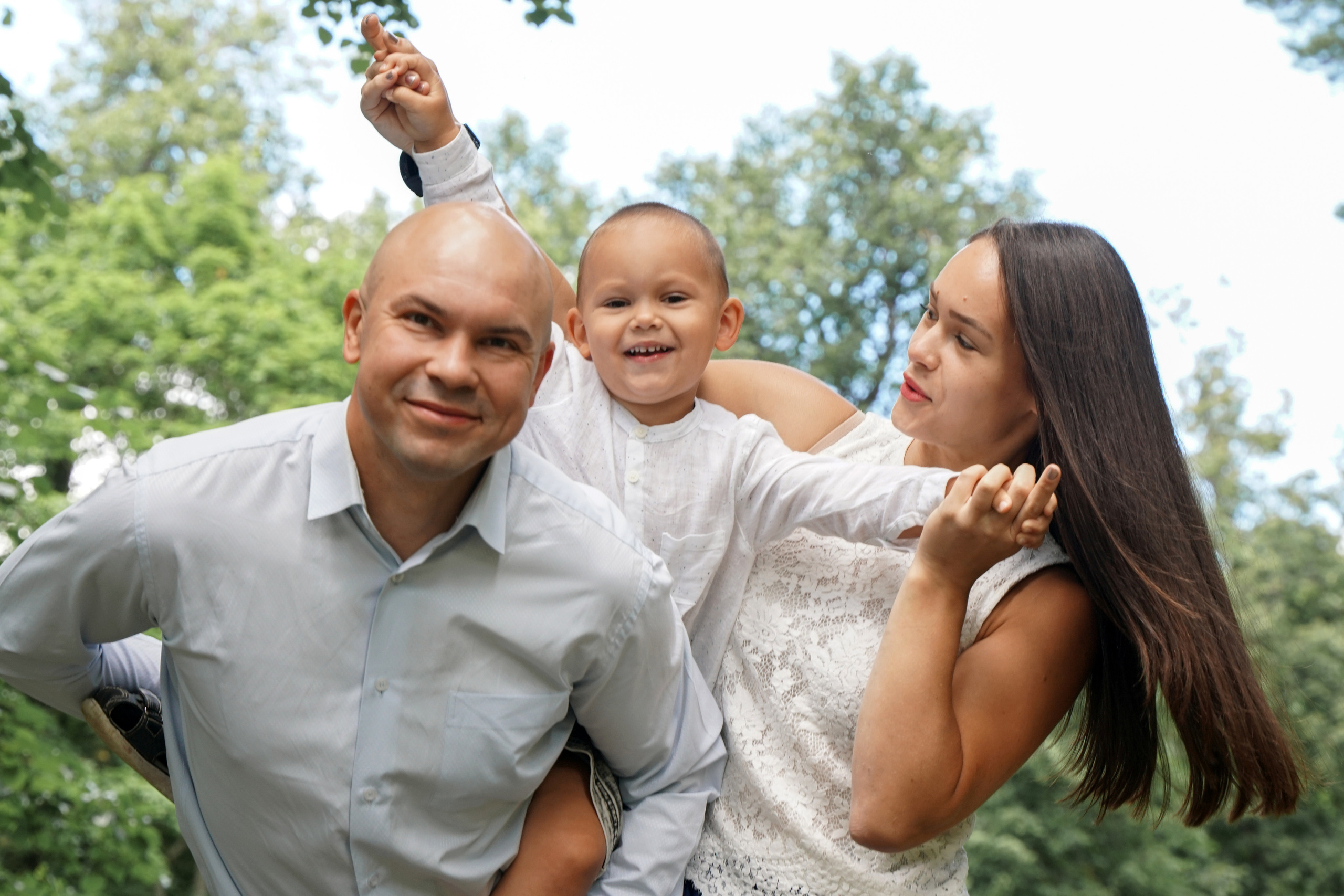 Семейная фотосессия на прогулке в Белкинском парке г. Обнинска. Фотограф Наталья Погодина в г. Обнинске