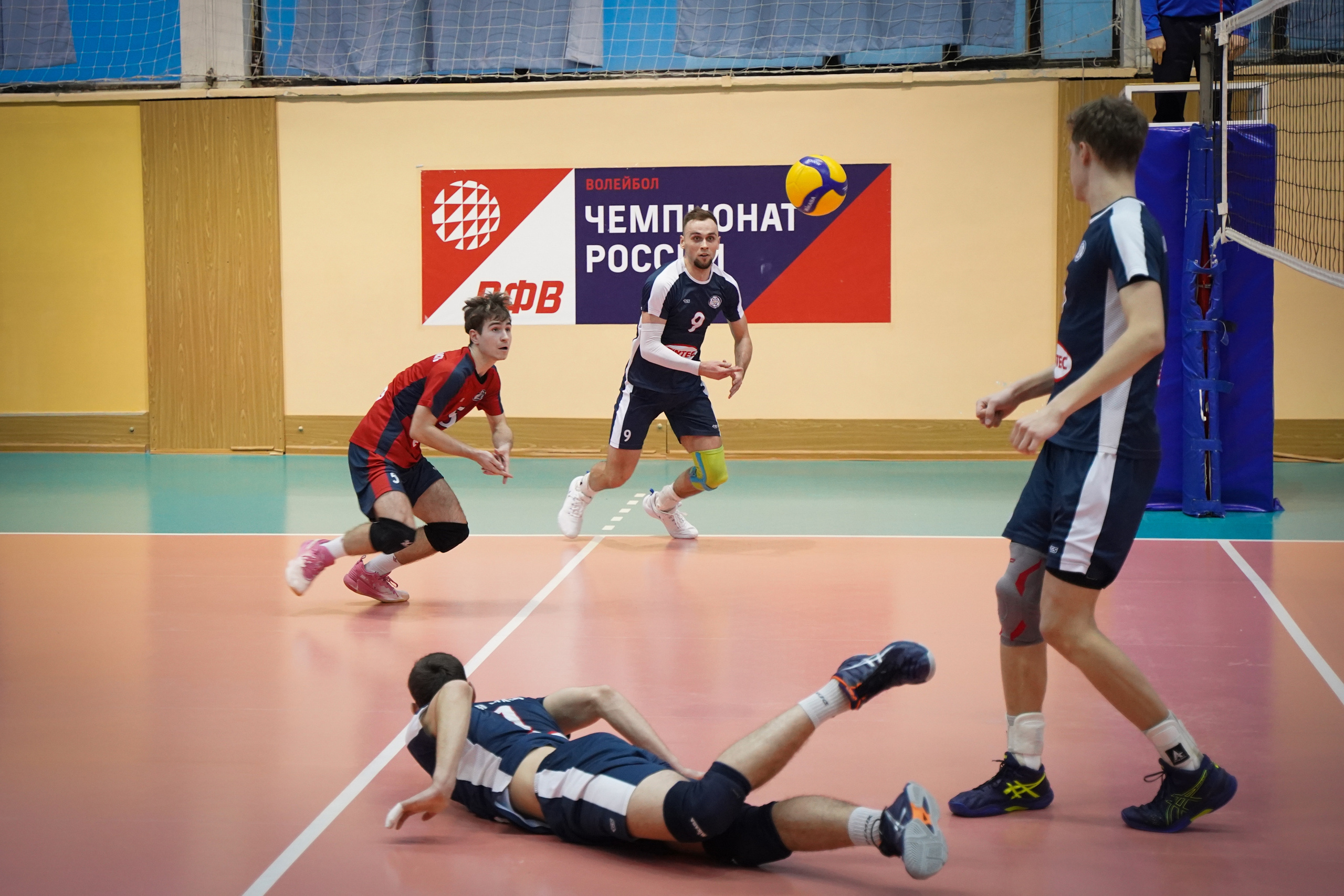 Чемпионат по волейболу. Фотограф Наталья Погодина в г. Обнинске