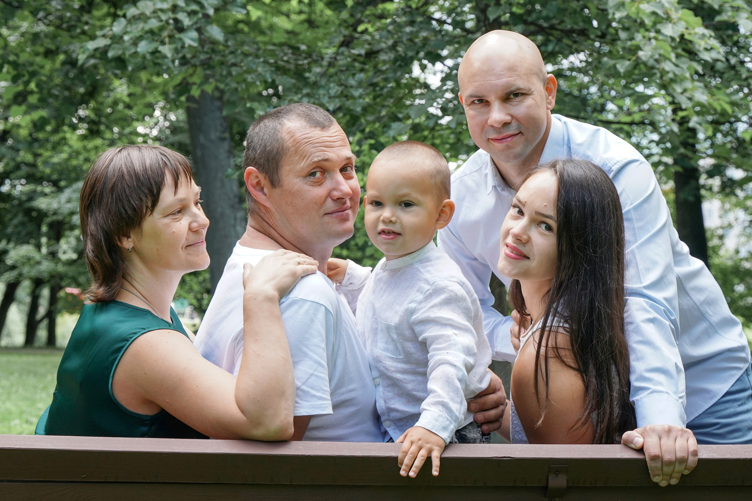 Семейная фотосессия на прогулке в Белкинском парке г. Обнинска. Фотограф Наталья Погодина в г. Обнинске
