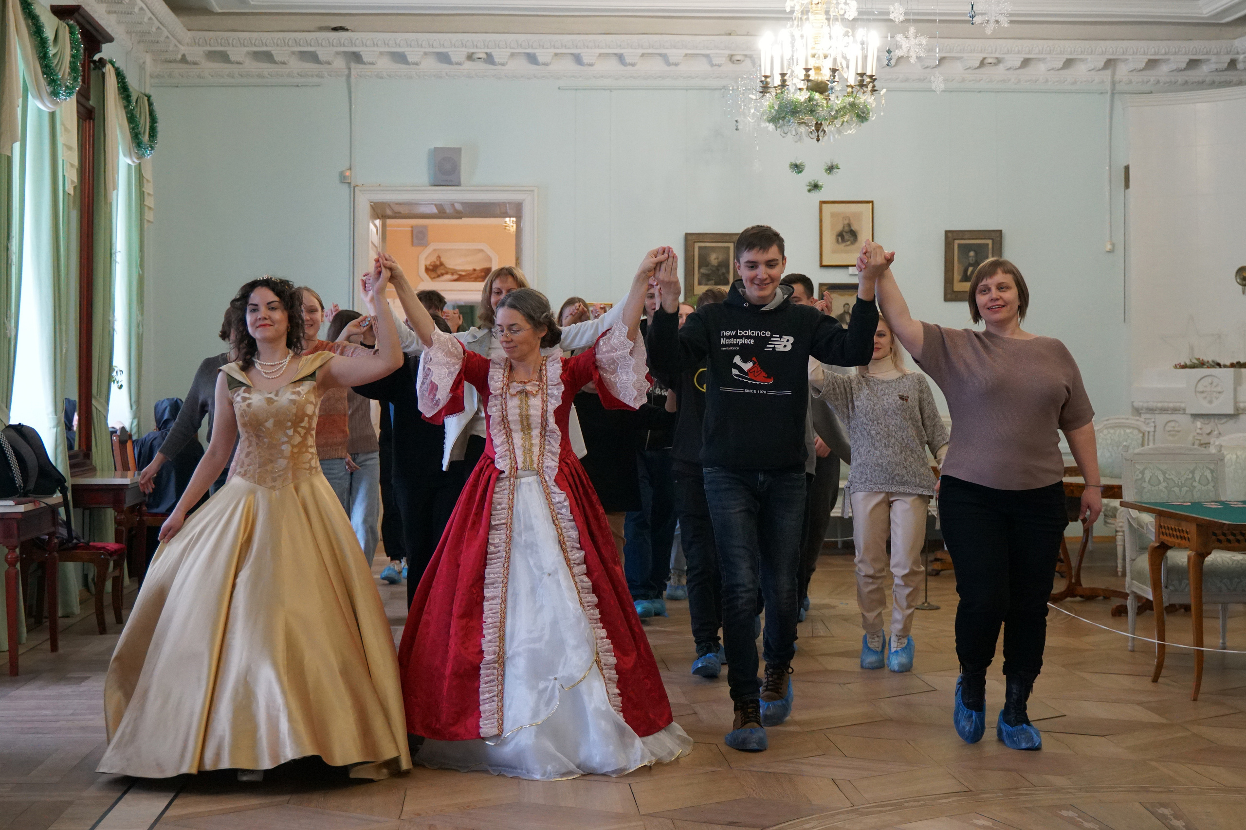 Экскурсия в усадьбу Полотный завод и на бумажную фабрику. Фотограф Наталья Погодина в г. Обнинске