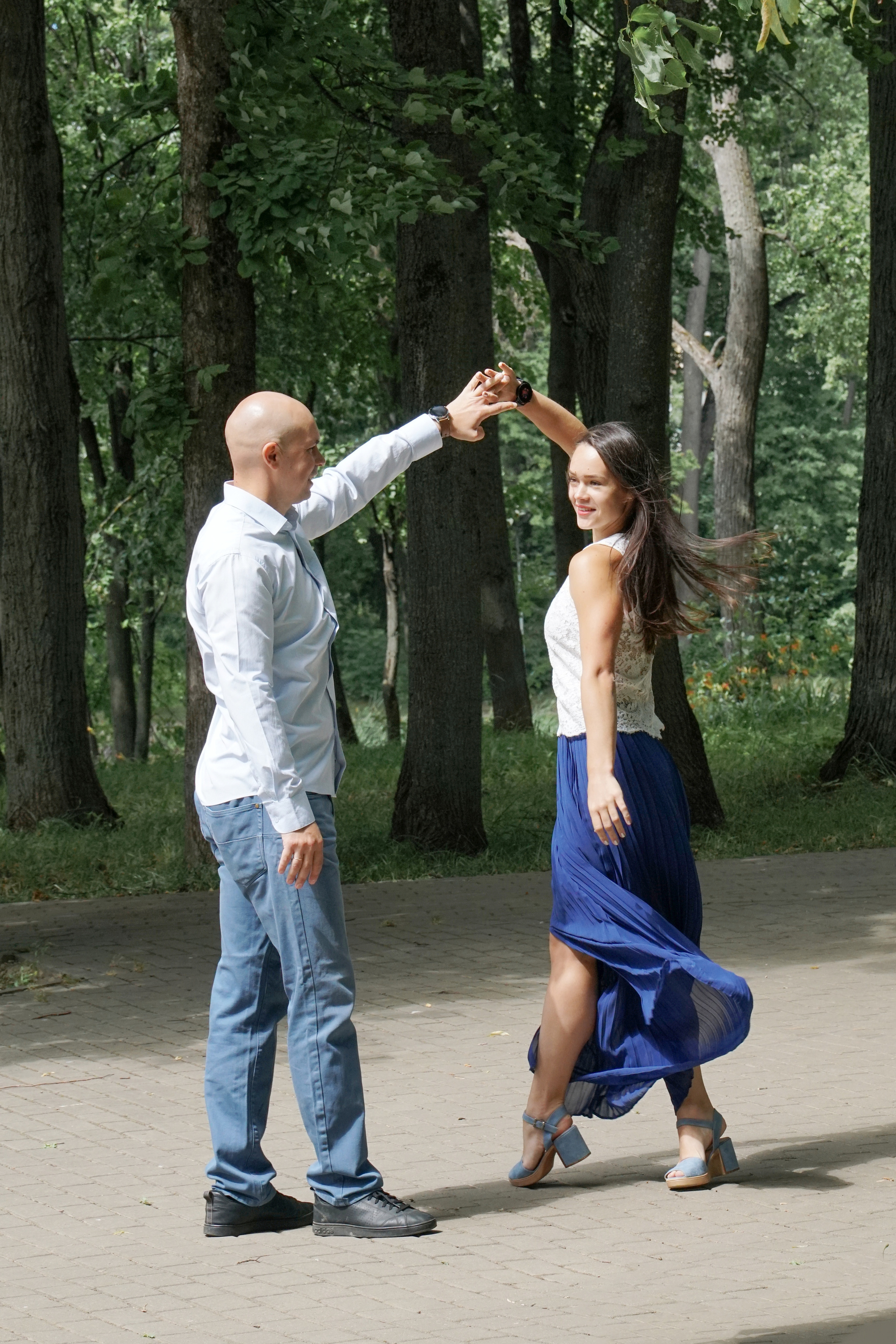 Семейная фотосессия на прогулке в Белкинском парке г. Обнинска. Фотограф Наталья Погодина в г. Обнинске