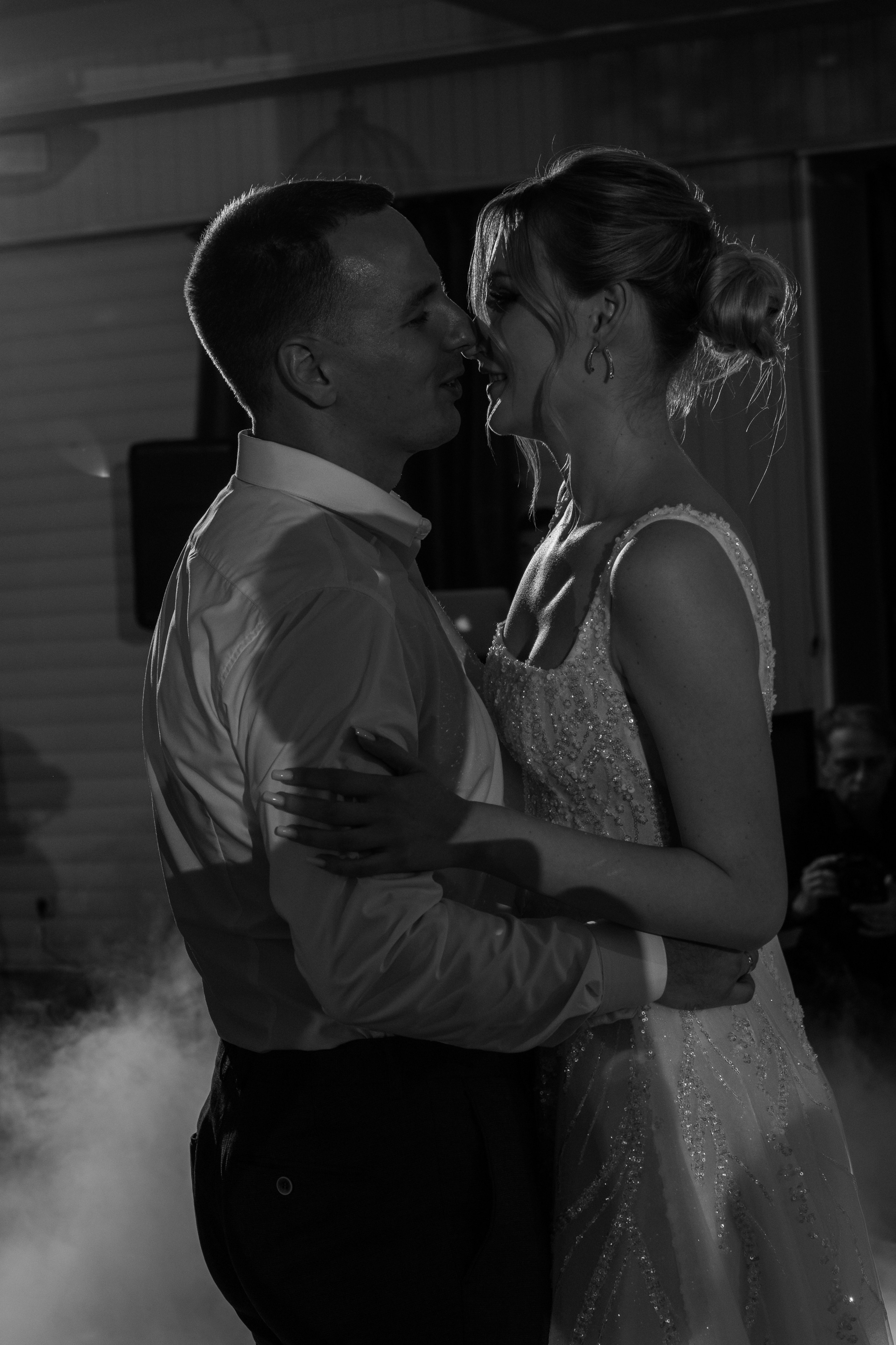 Свадебный репортаж в Крыму | Живые фото | Илья Желдак. Профессиональная фотосъемка в Крыму. Натуральные эмоции и живые кадры. Забронируйте дату прямо сейчас!