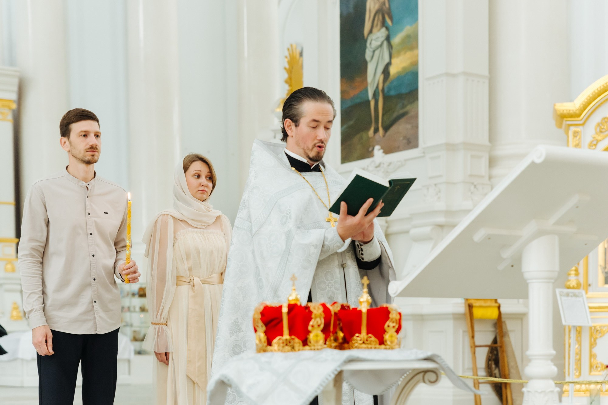 где лучше венчаться спб, смольный собор, сколько стоит венчание, лучший храм церковь для венчания, стоимость венчания в смольном соборе, фотограф на венчание, обвенчаться в Питере, смольный собор как обвенчаться