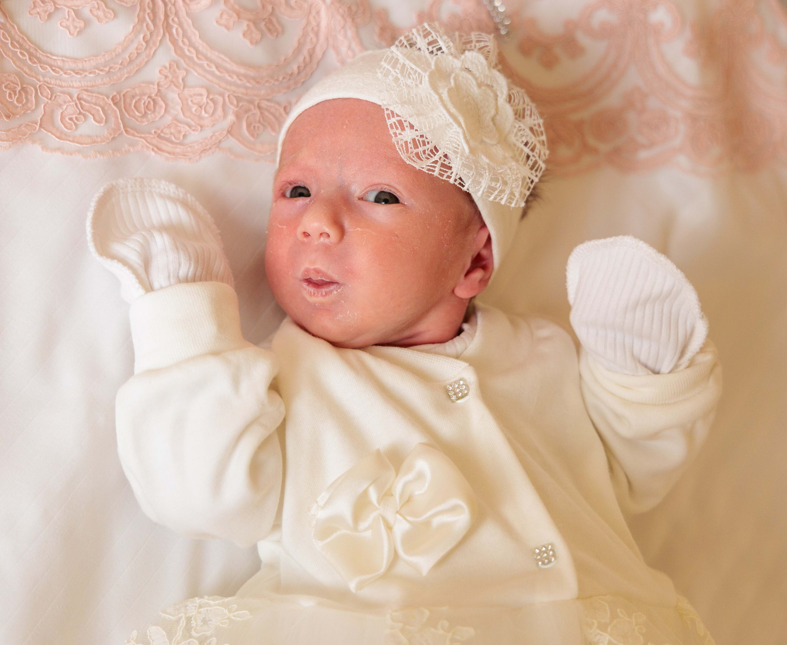 Торжественная выписка из роддома в городе Лермонтов.