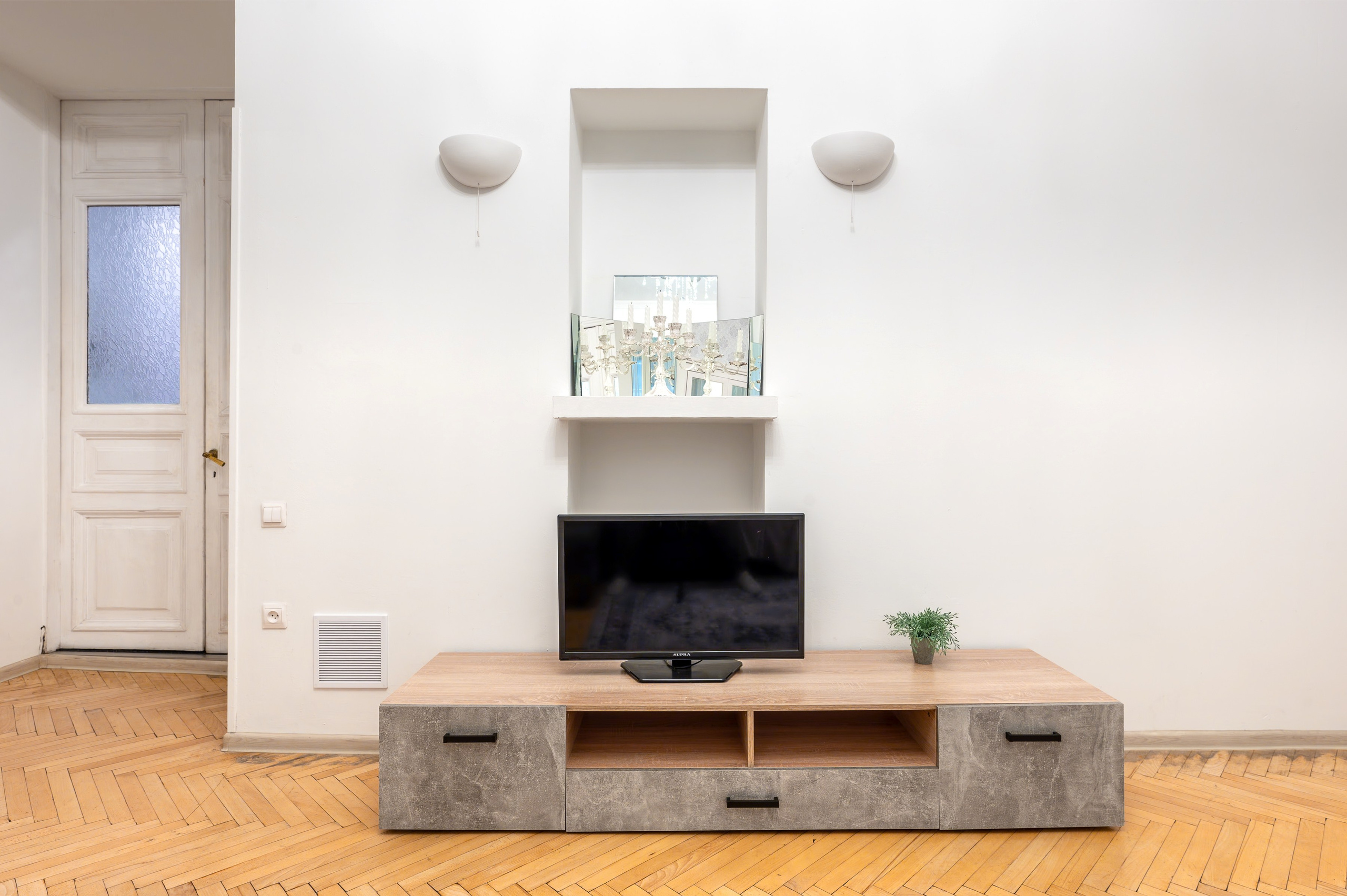 Квартира под аренду Невский 45. Интерьерный фотограф. Фото- видеосъемка недвижимости Санкт-Петербург