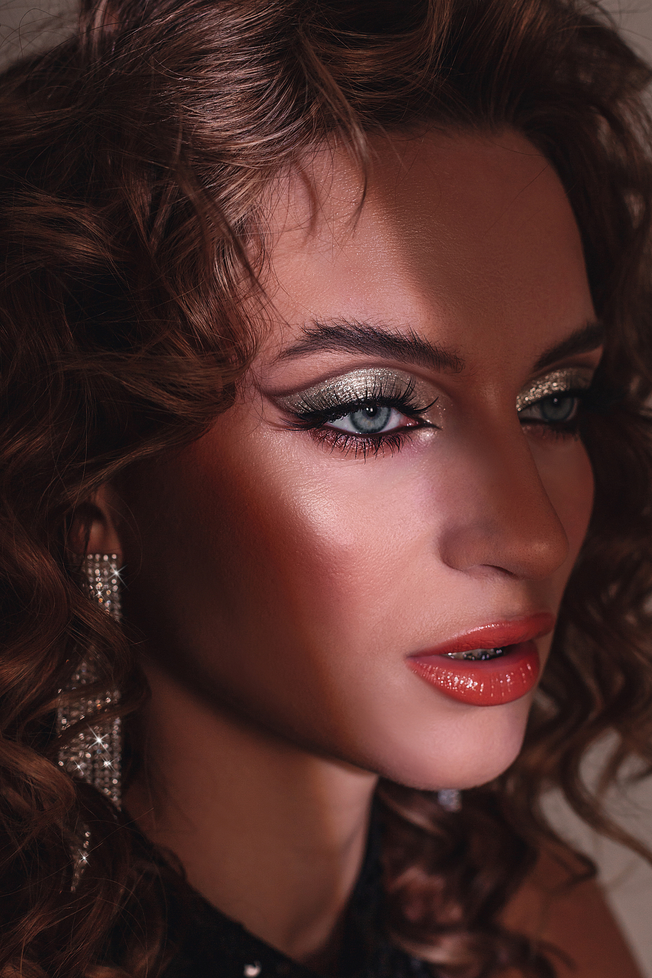 Модельная съёмка, игра со светом, фотостудии, портретная съёмка