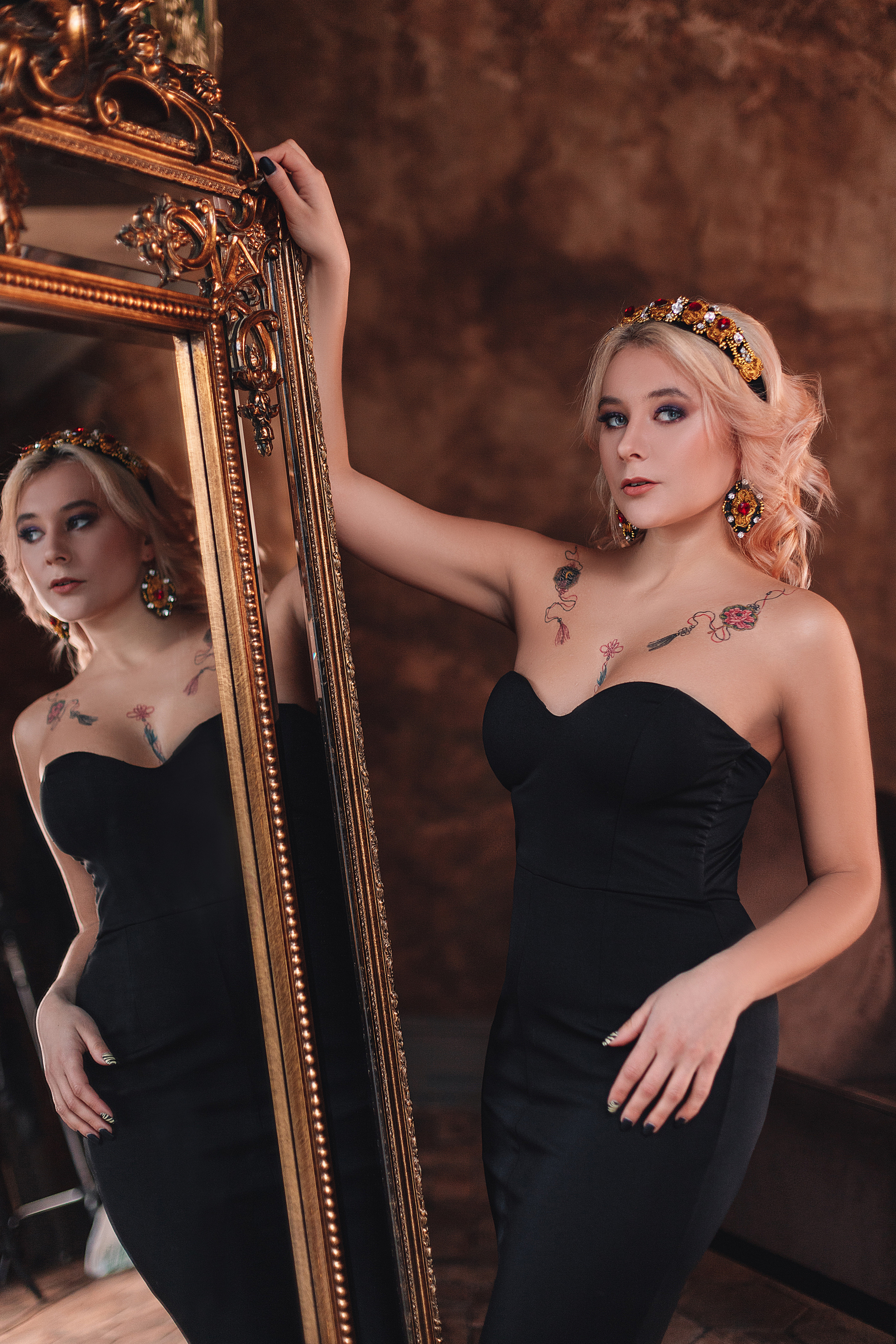 Индивидуальная съёмка, красивое фото с отражением, фотостудии.