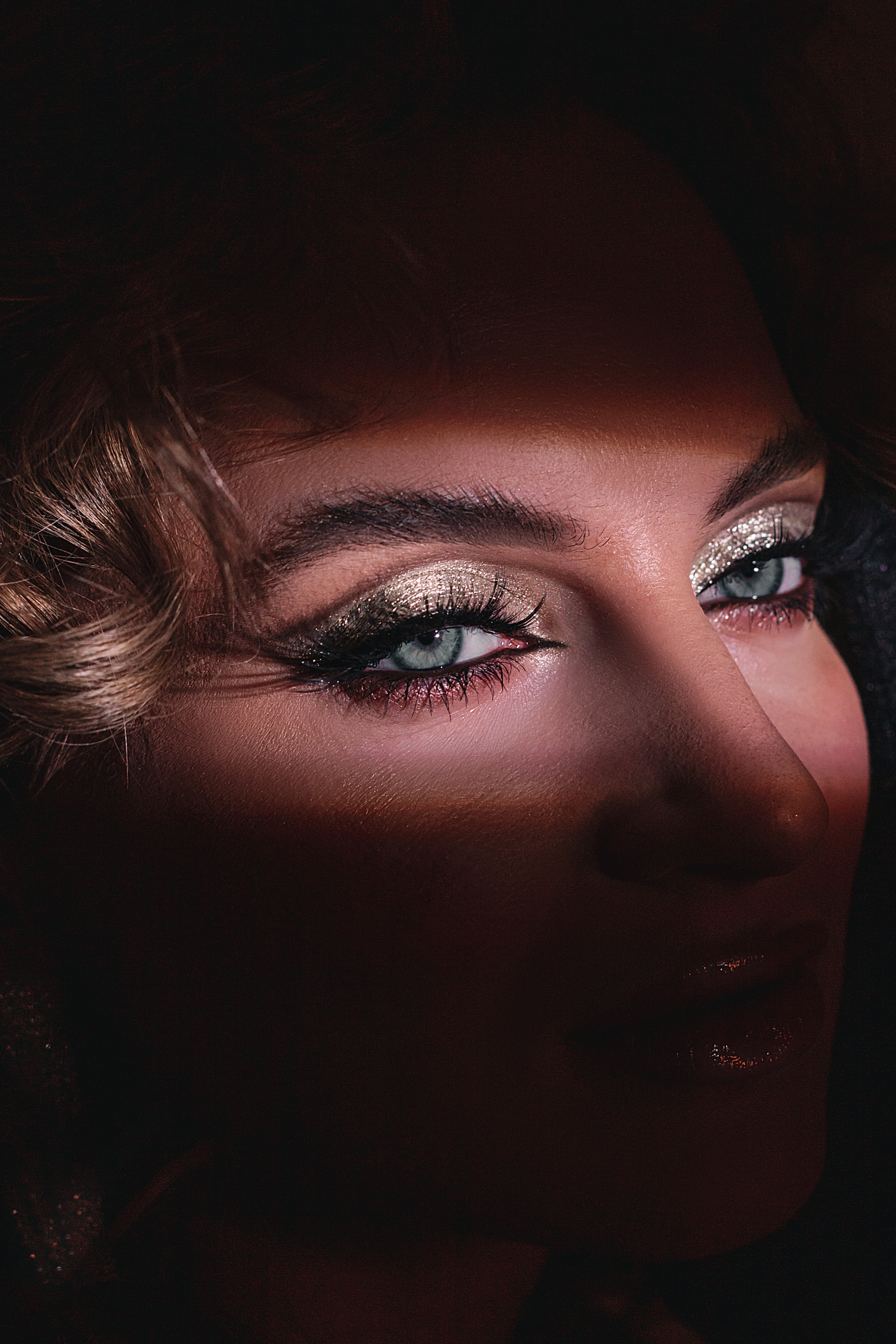 Модельная съёмка, игра со светом, фотостудии, портретная съёмка