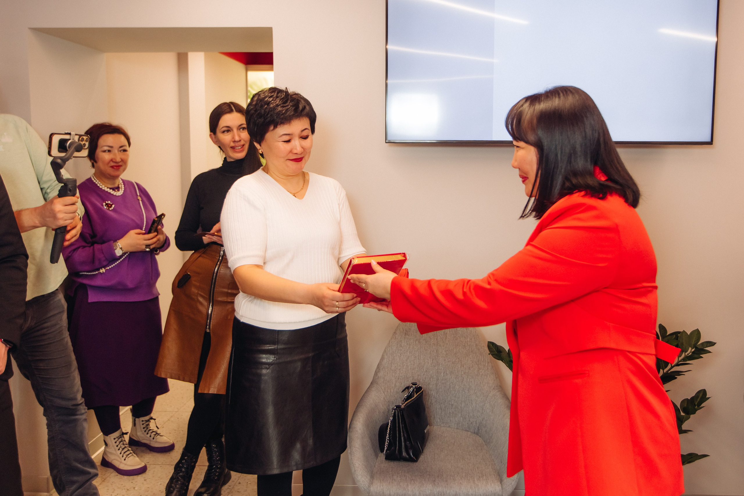 Открытие офиса Алфа банк. Свадебный и семейный фотограф в Улан-Удэ