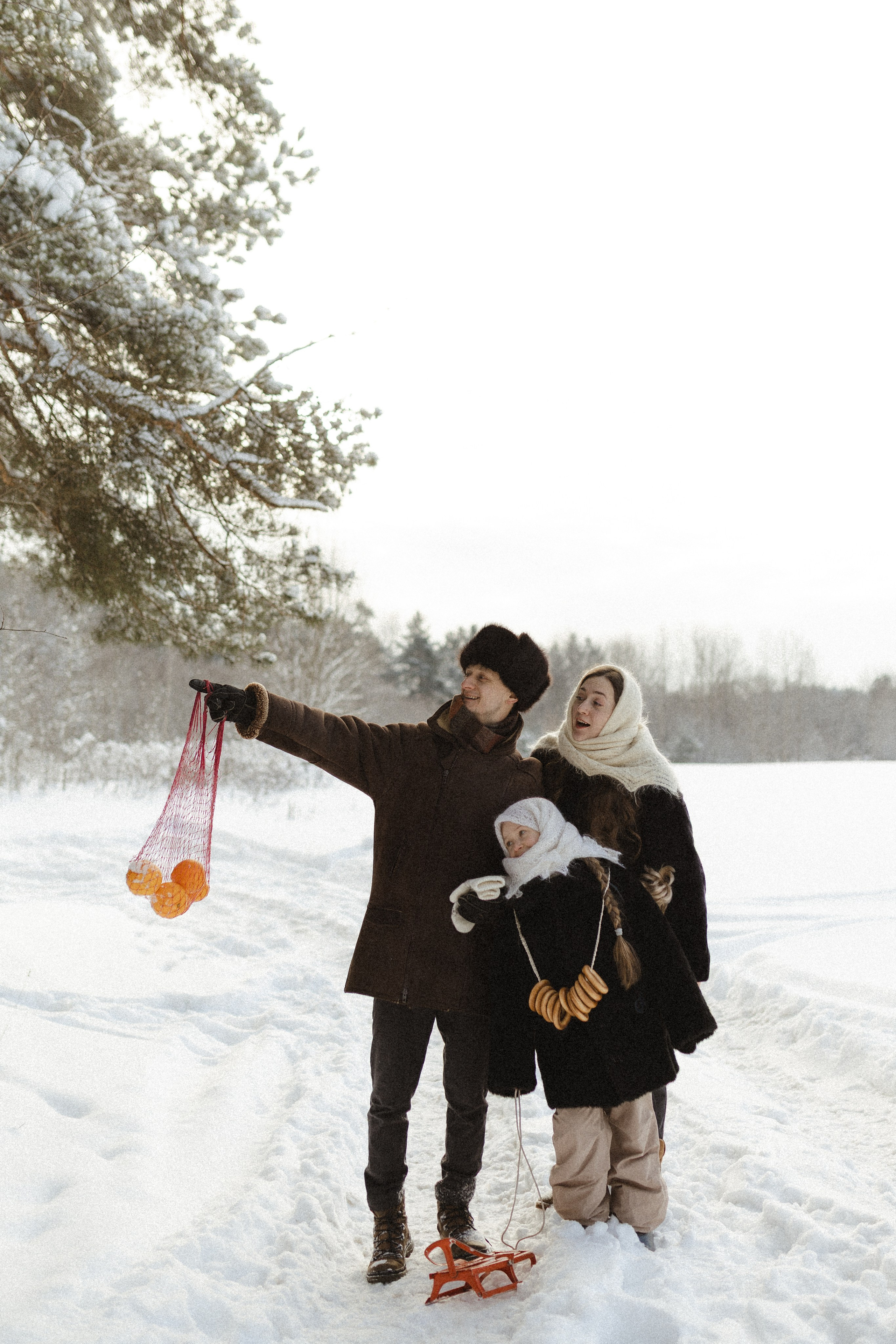 Зима не холодная, когда рядом свои. Семейный фотограф в Москве Алина Савченко