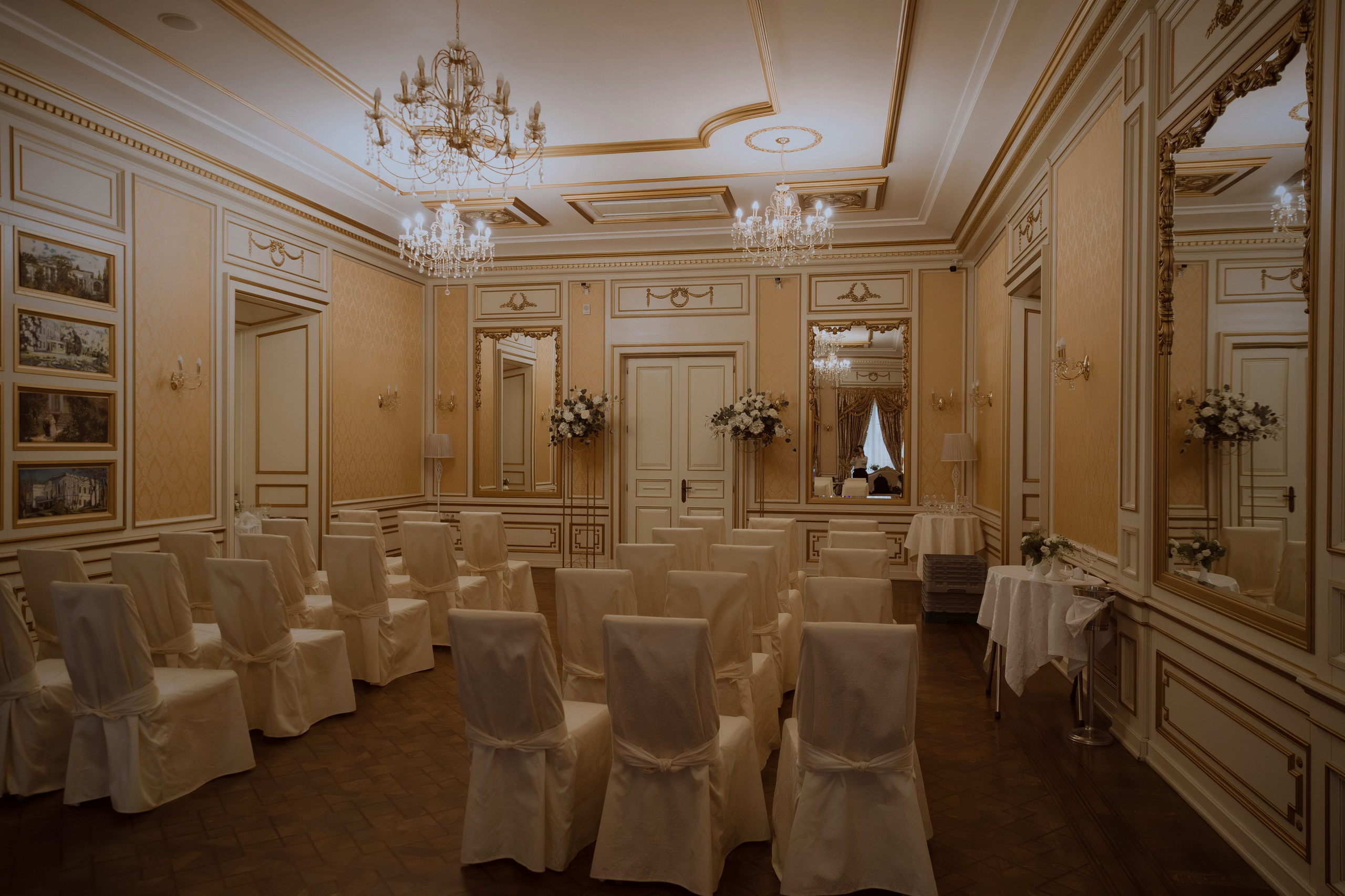 Welcome back to your own dinner party. Фотограф Лия Козловская Минск