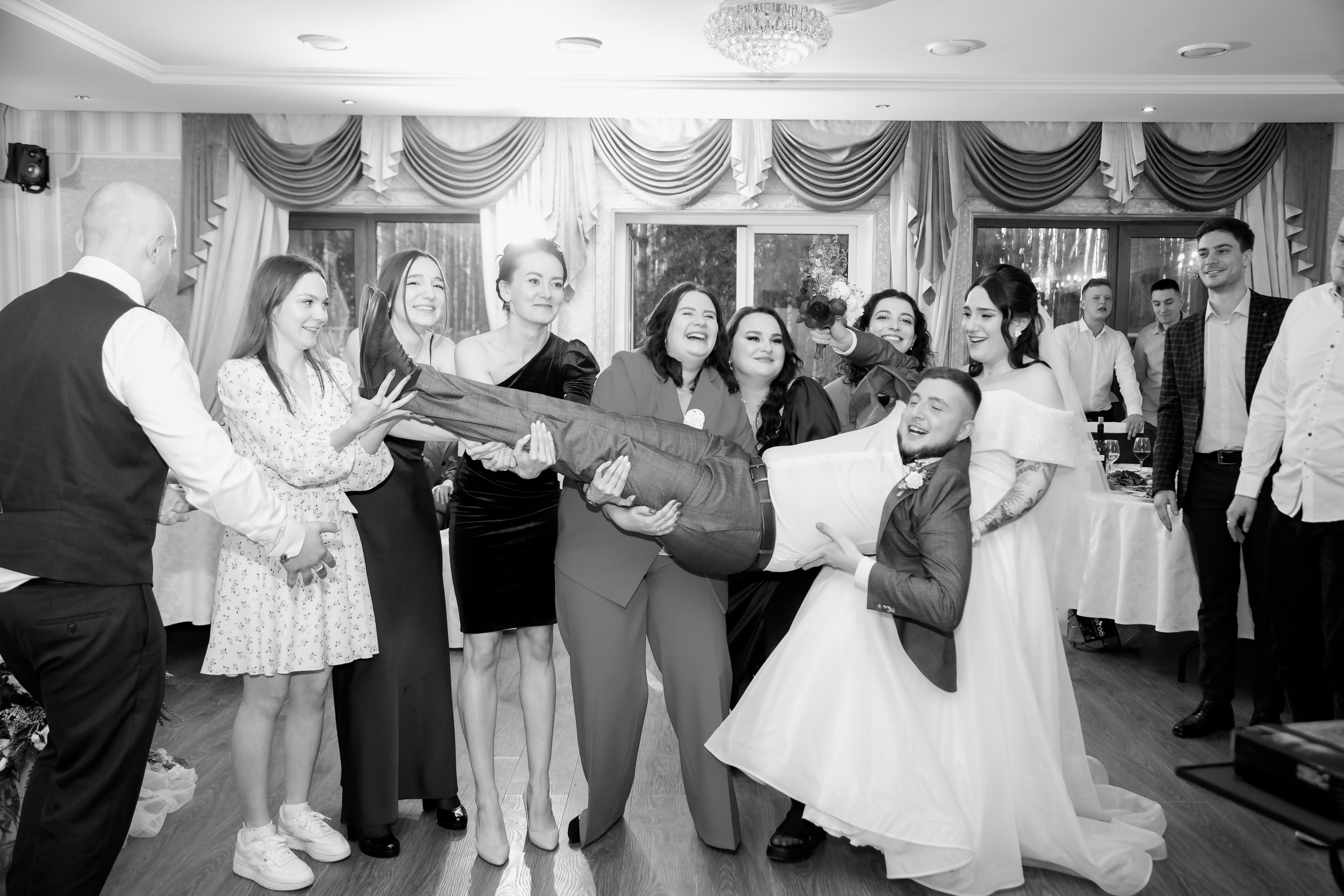 Данила и Арина ~ Крокус Vegas. Семейный и свадебный фотограф в Москве Татьяна Седлецкая