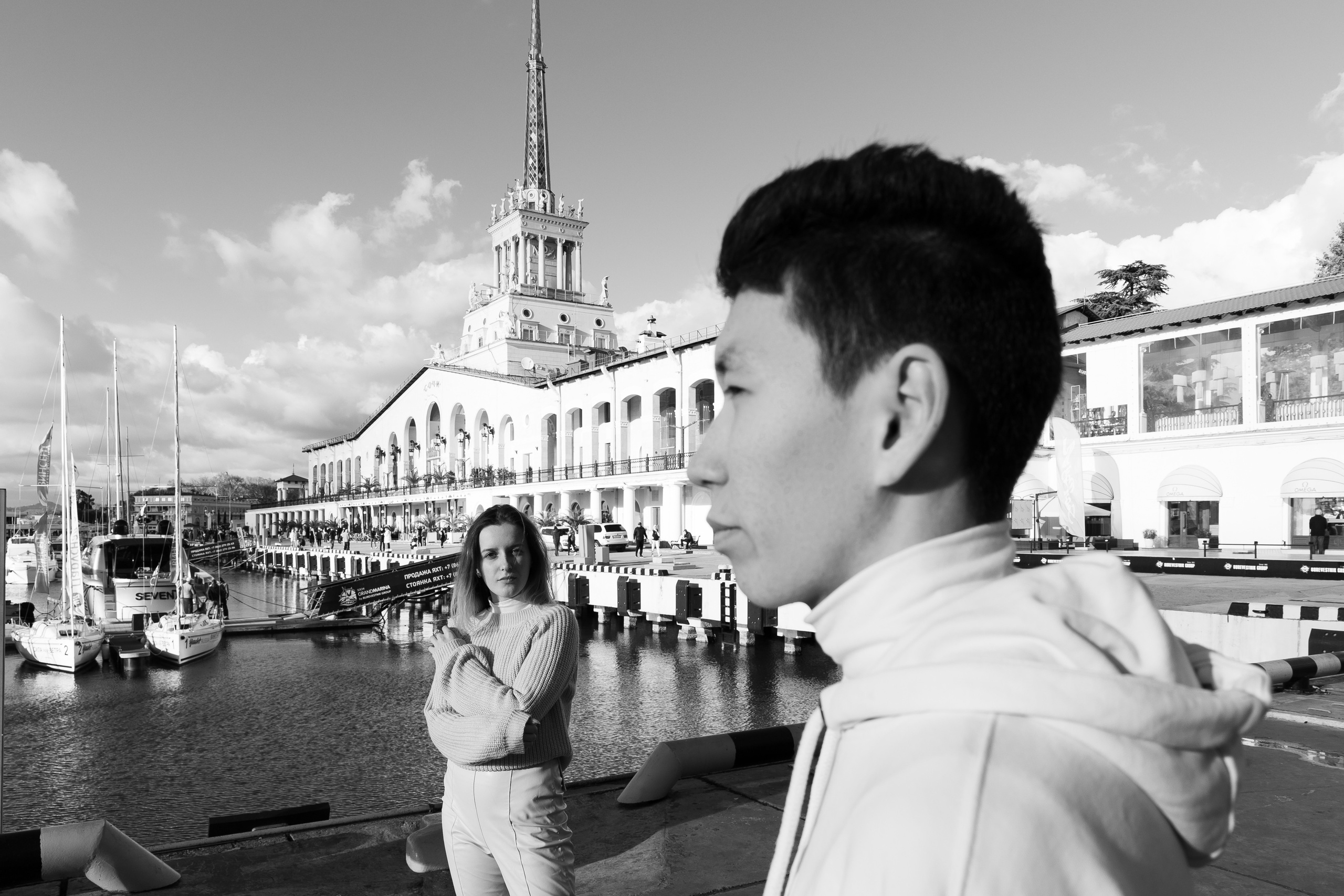 У морского вокзала. Фотосъёмка Сочи, Адлер, Красная Поляна