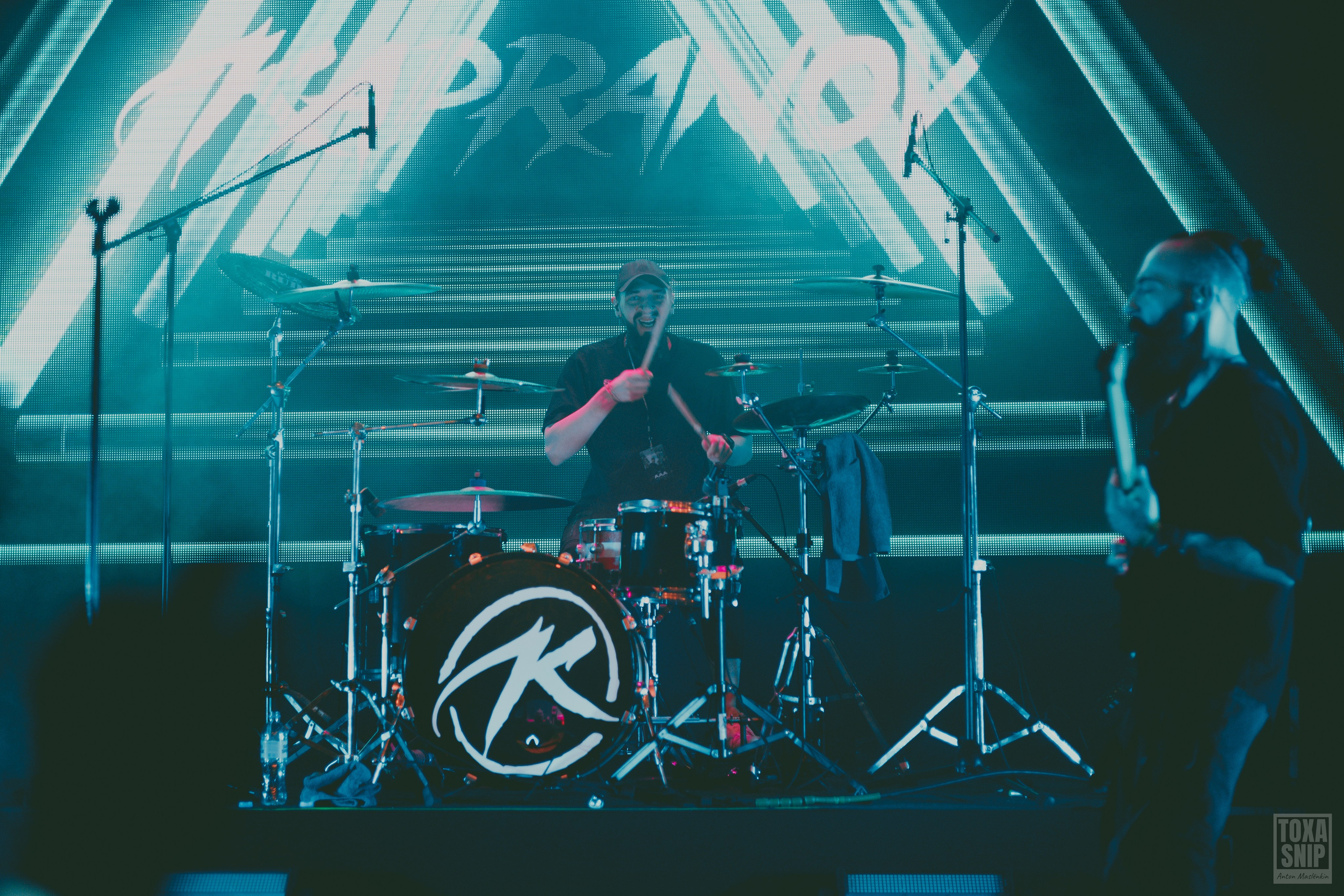 Концерт группы KAPRANOV в Москве (04.04.2025). Toxasnip Photo | Anton Maslenkin