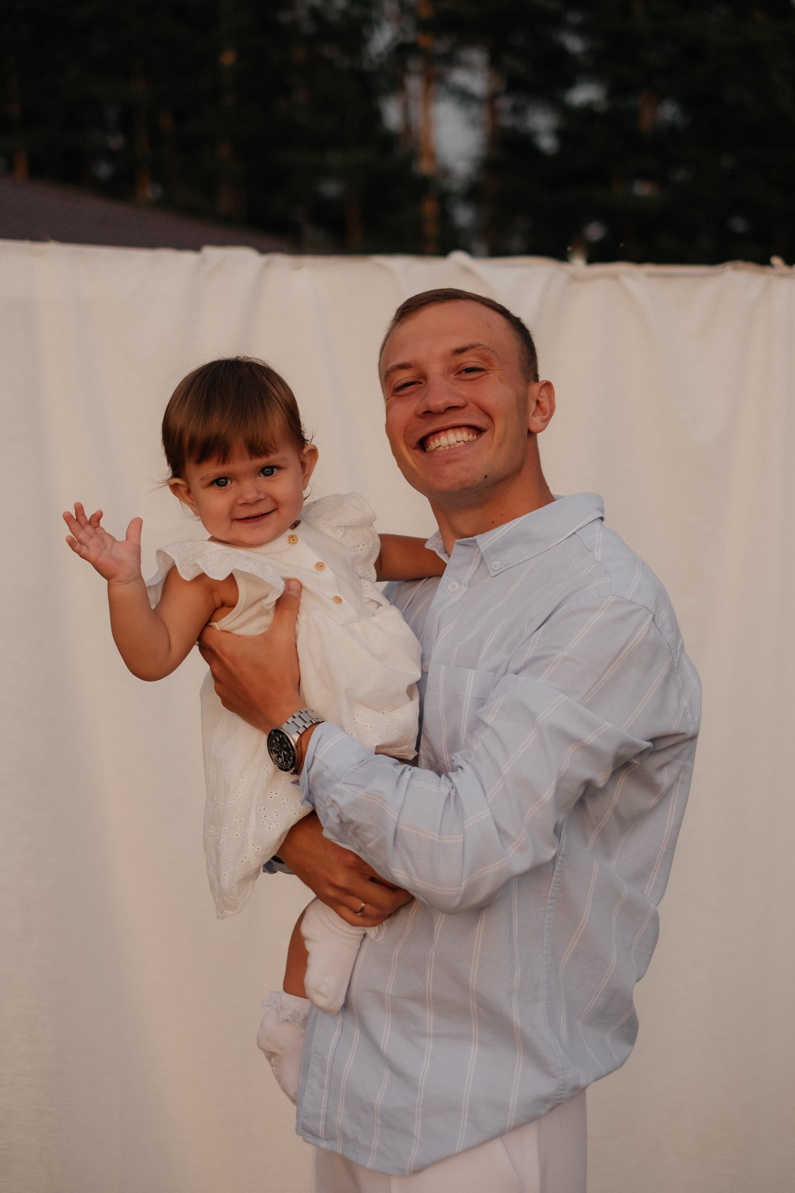 Алина, Ярослав и Тая на берегу. Фотограф в Новосибирске Диана Ильиных