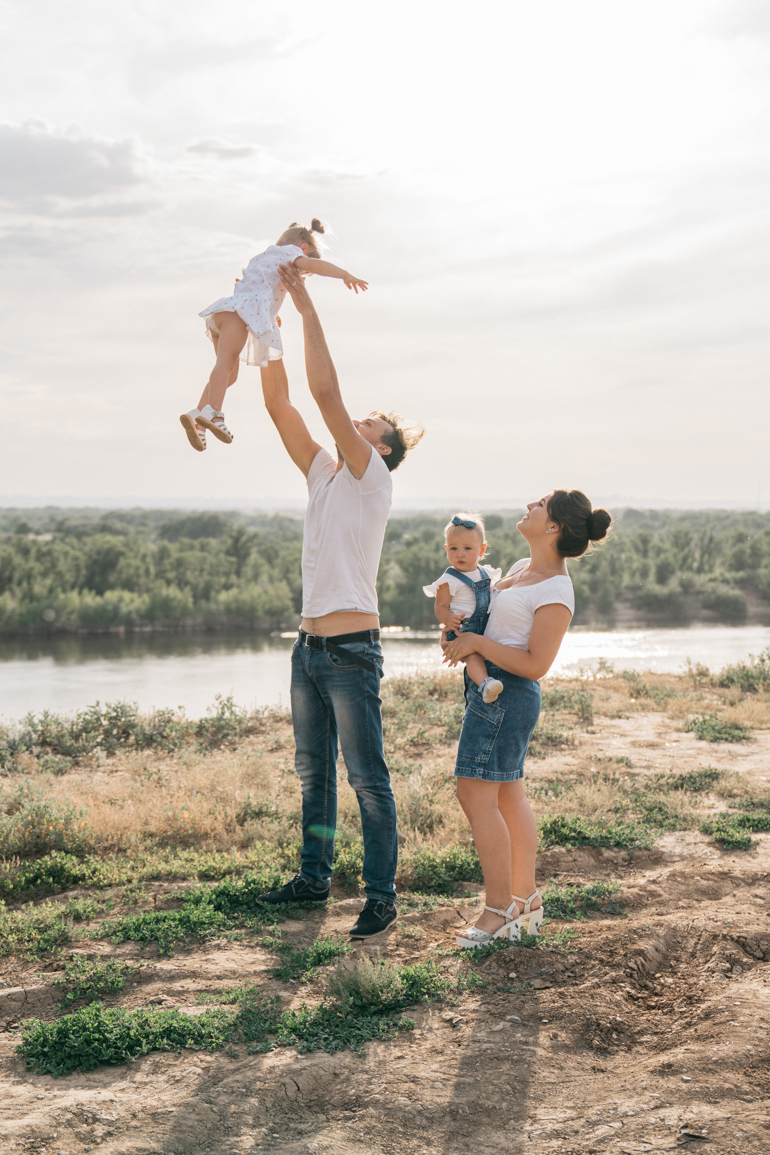 Ваня+Катя+Маша+Василиса. Свадебный и семейный фотограф в Волгограде Юлия Гринева