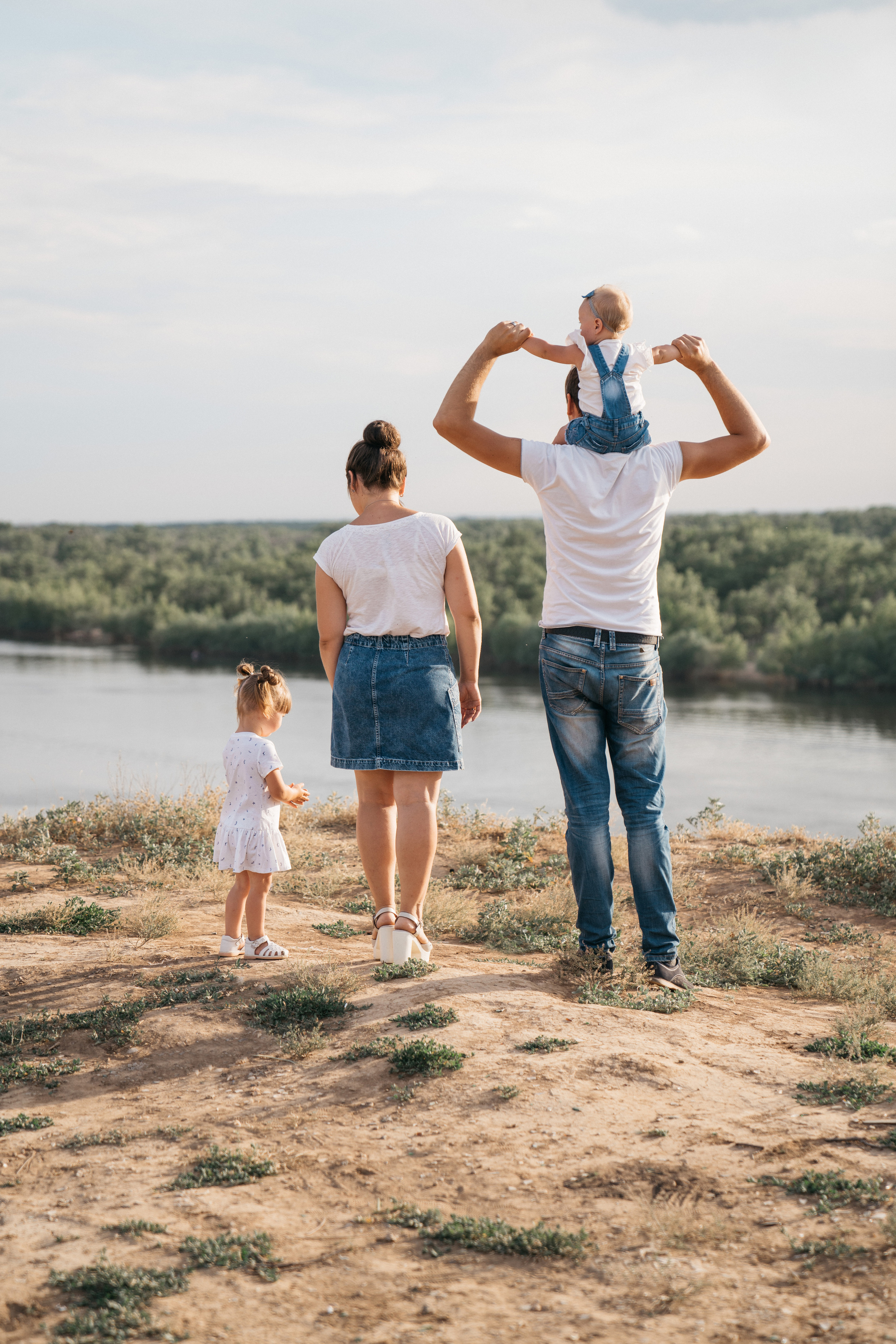 Ваня+Катя+Маша+Василиса. Свадебный и семейный фотограф в Волгограде Юлия Гринева