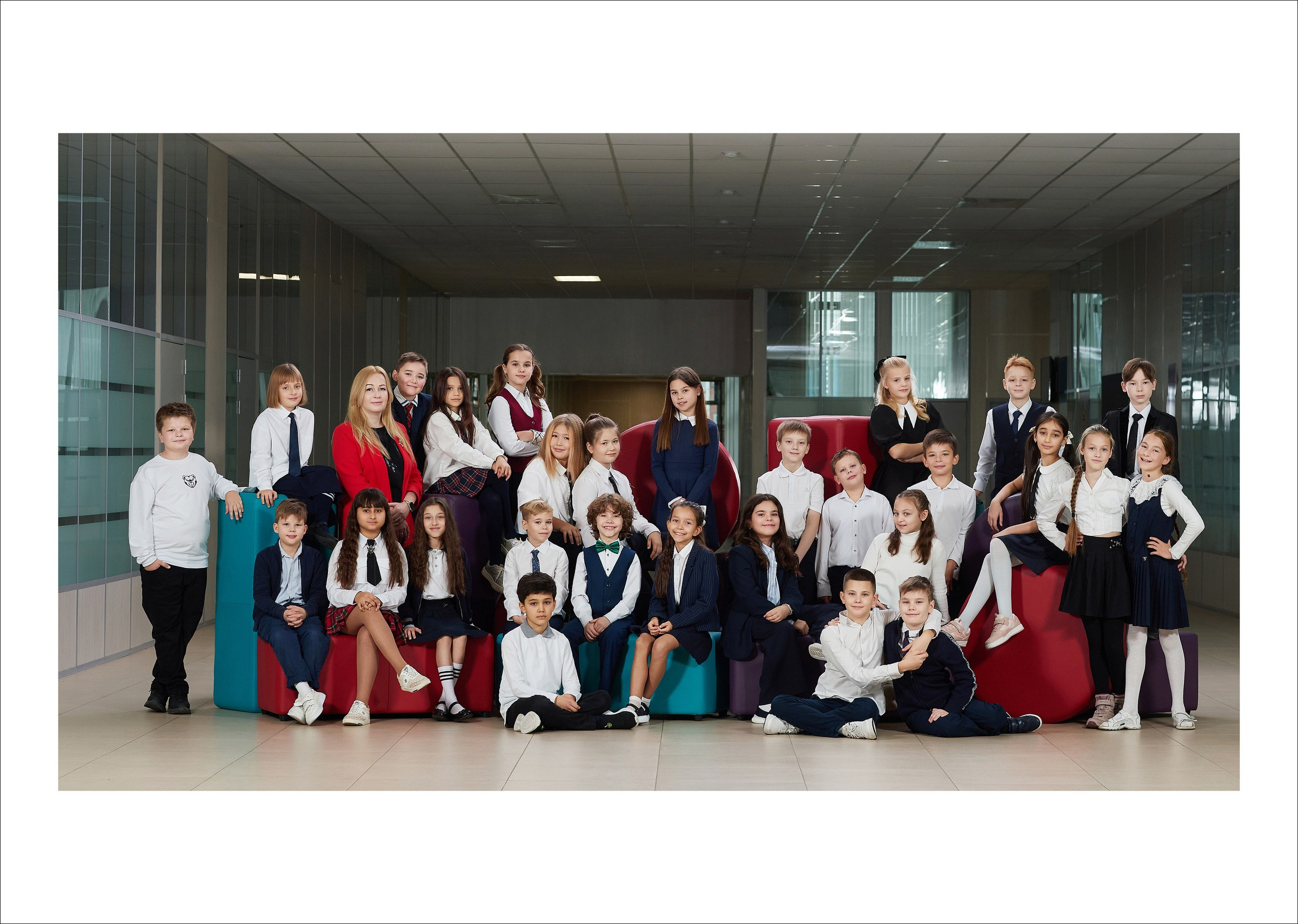 Большой выпускной альбом для дружного класса. Школьный фотограф Сергей Беликов