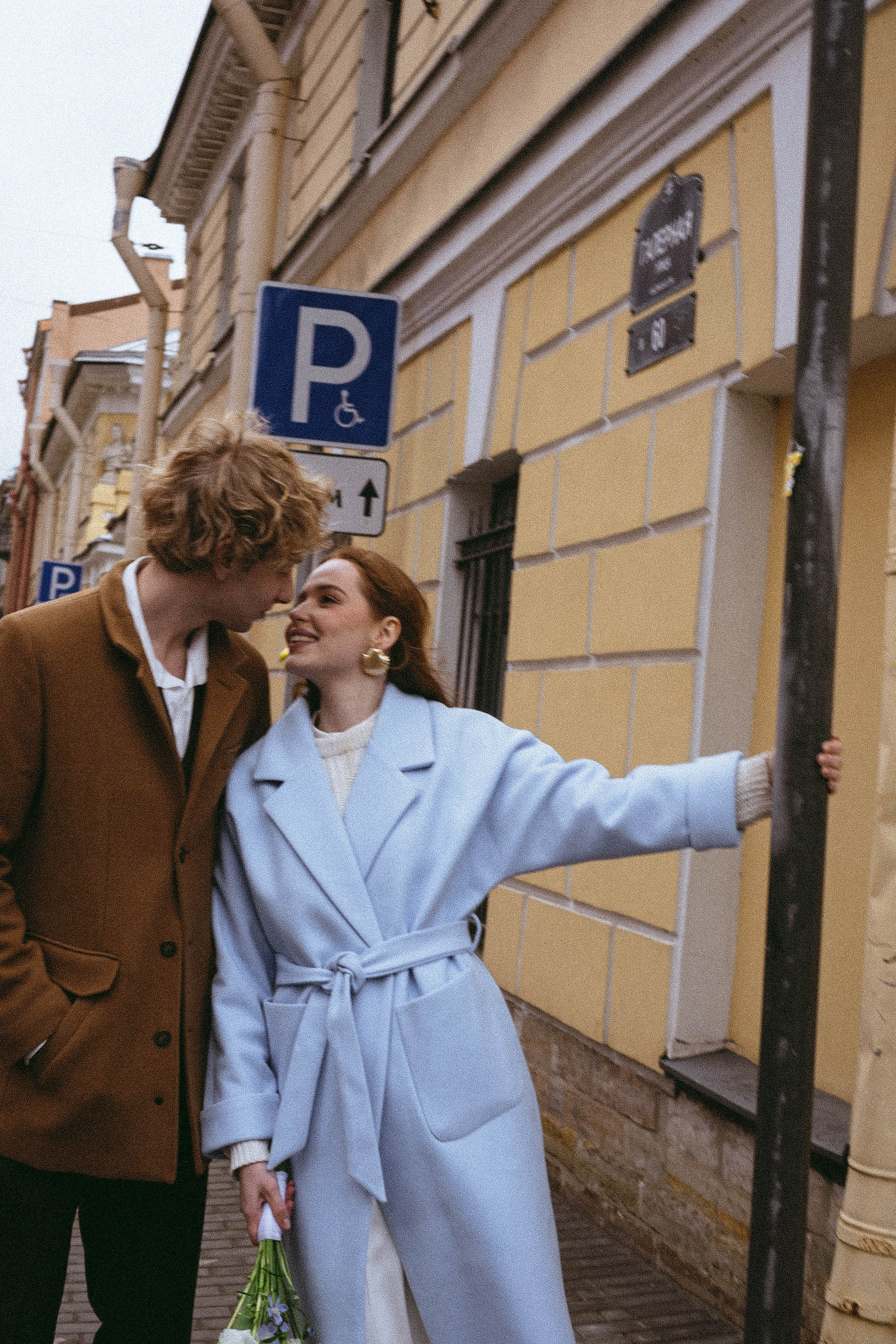 СВАДЕБНАЯ СЬЕМКА В ОТЕЛЕ. СБОРЫ ЖЕНИХА И НЕВЕСТЫ И ТАКЖЕ ТОР И ПОДГОТОВКА К ПРОГУЛКЕ И ПРОГУЛКА ПО ПЕТРОГРАДКЕ. Профессиональный фотограф, Санкт-Петербург — Виктория Богомолова