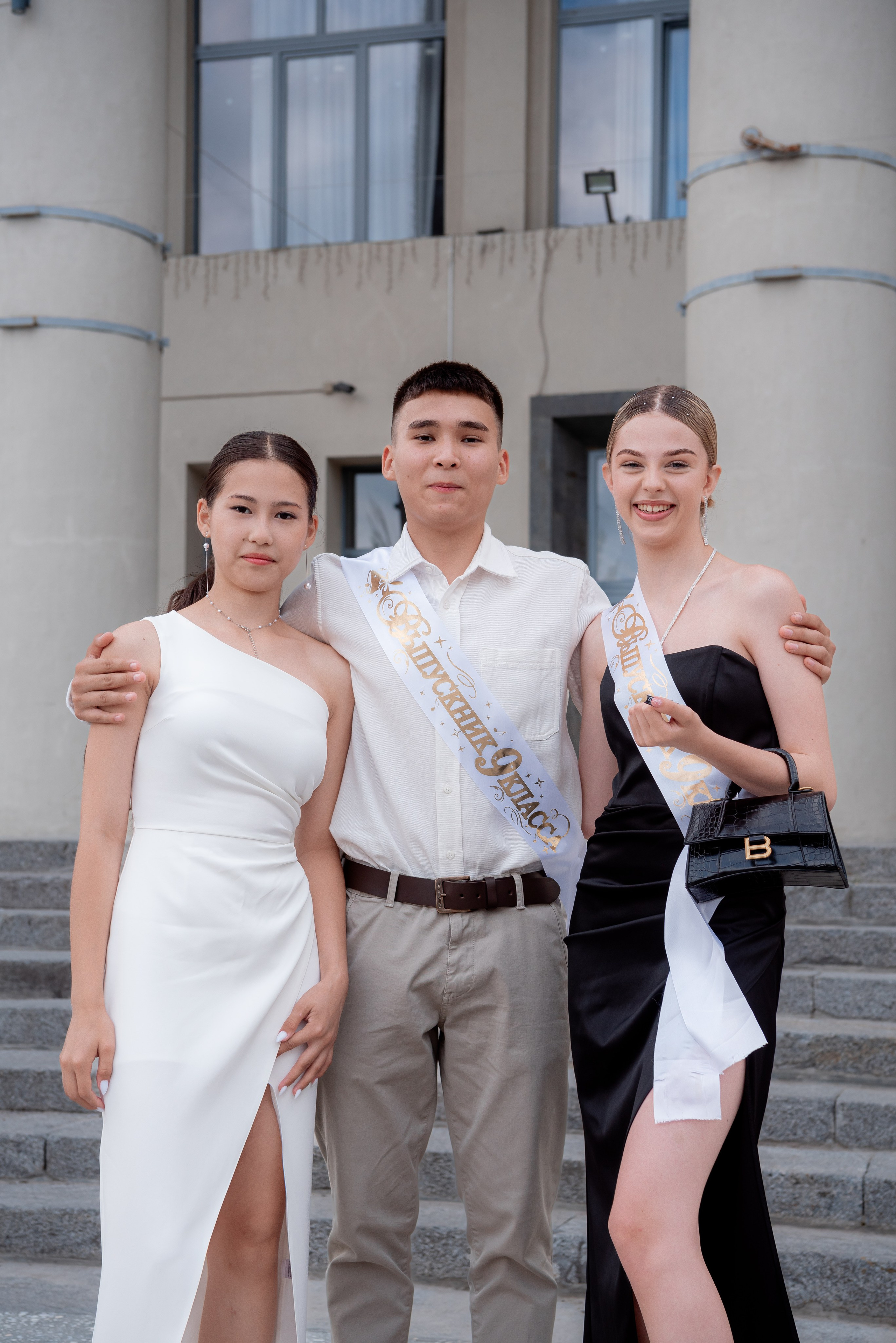 86 школа. Вручение. ДК Тракторозаводского района. Фотограф в Волгограде и Волжском Александр Горбань