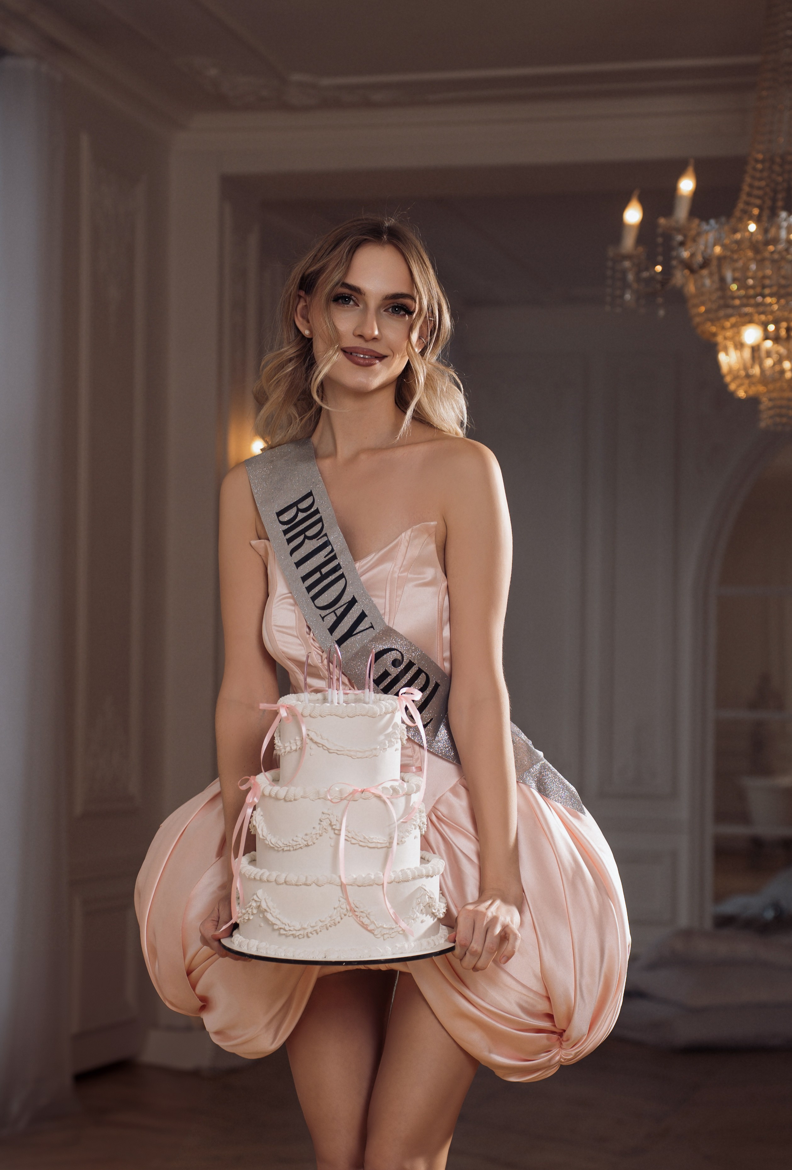 Съемка на День Рождения с тортом. Женский фотограф Санкт-Петербург