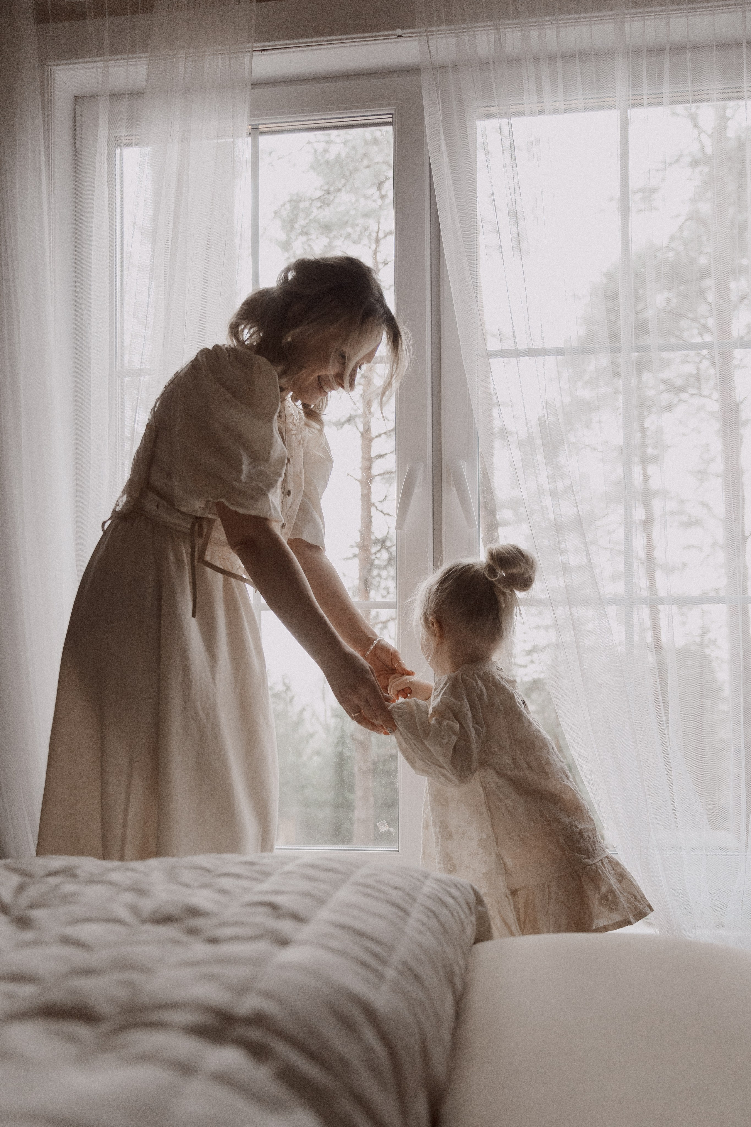 Лея и Ксения в фотодаче Ландыши. Семейный и детский фотограф в Сергиев Посаде, Хотьково Якимчук Любовь