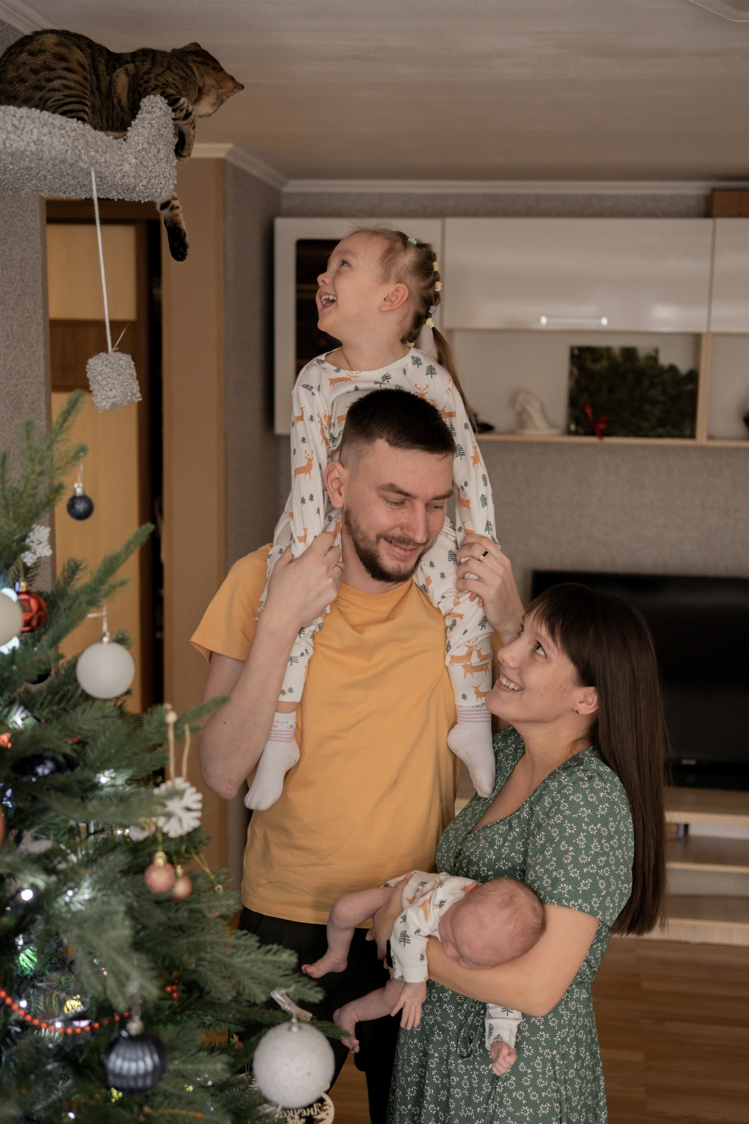 Оля, Коля, Аня, Рита. Фотограф грудного вскармливания в Москве Екатерина