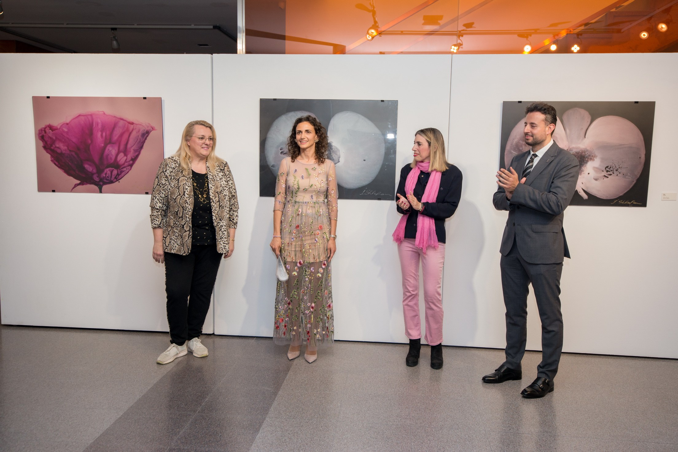 Exposición de Arte Abstracto. Fotógrafo Aleksandr Rybintsev