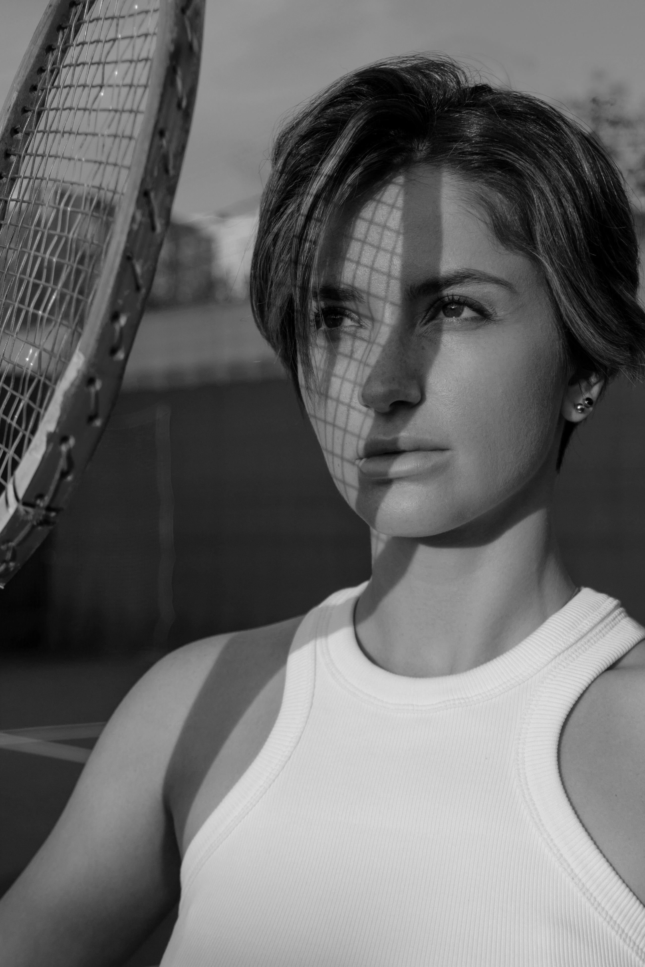 Фотосессия на тенисном корте для девушки. Репортажный фотограф Москва Сергей Дружинин