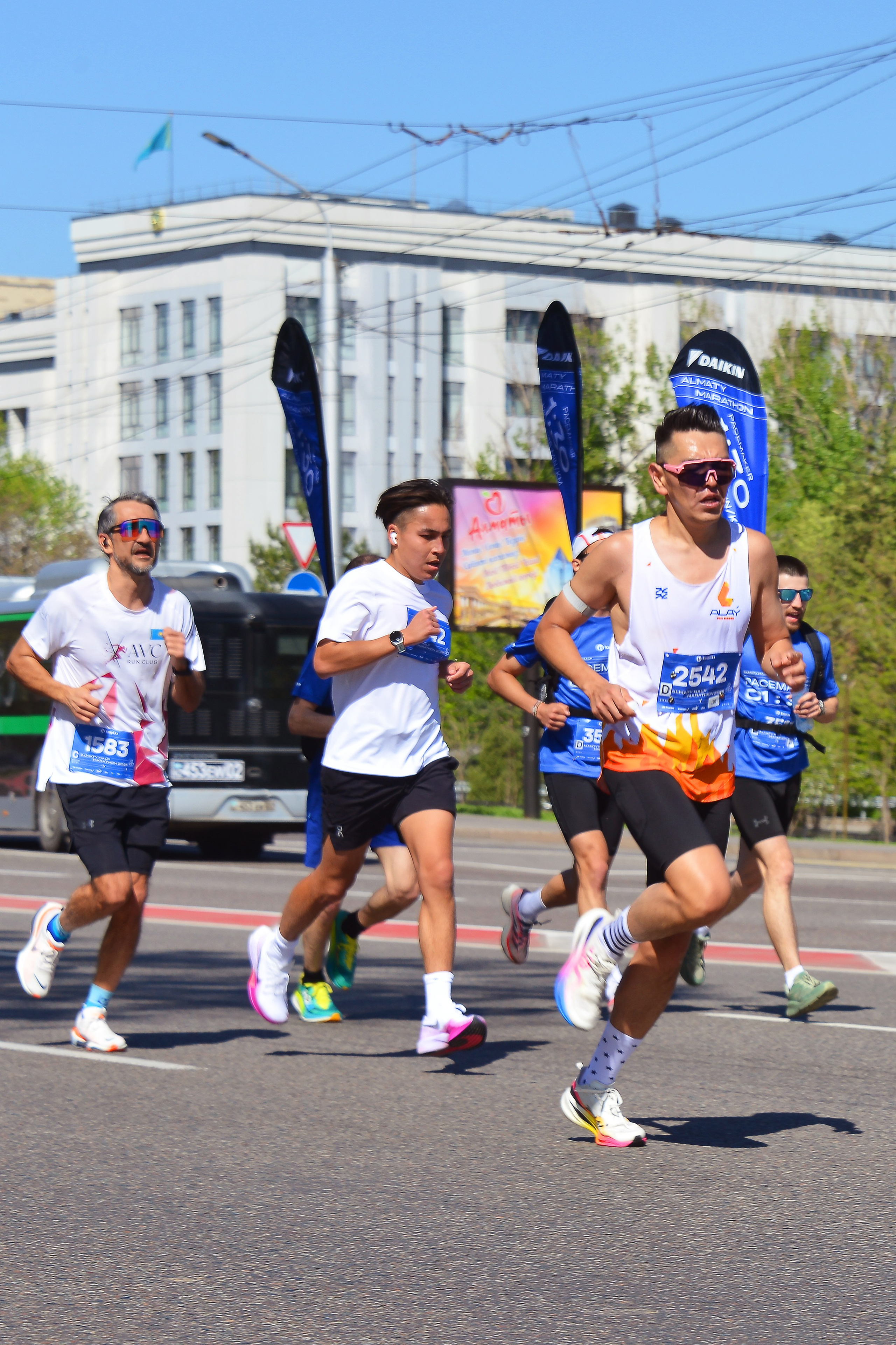 Марафон 2025. Фотосъёмка. Фотограф Сергей Авдеев-семейный и детский фотограф в Алматы