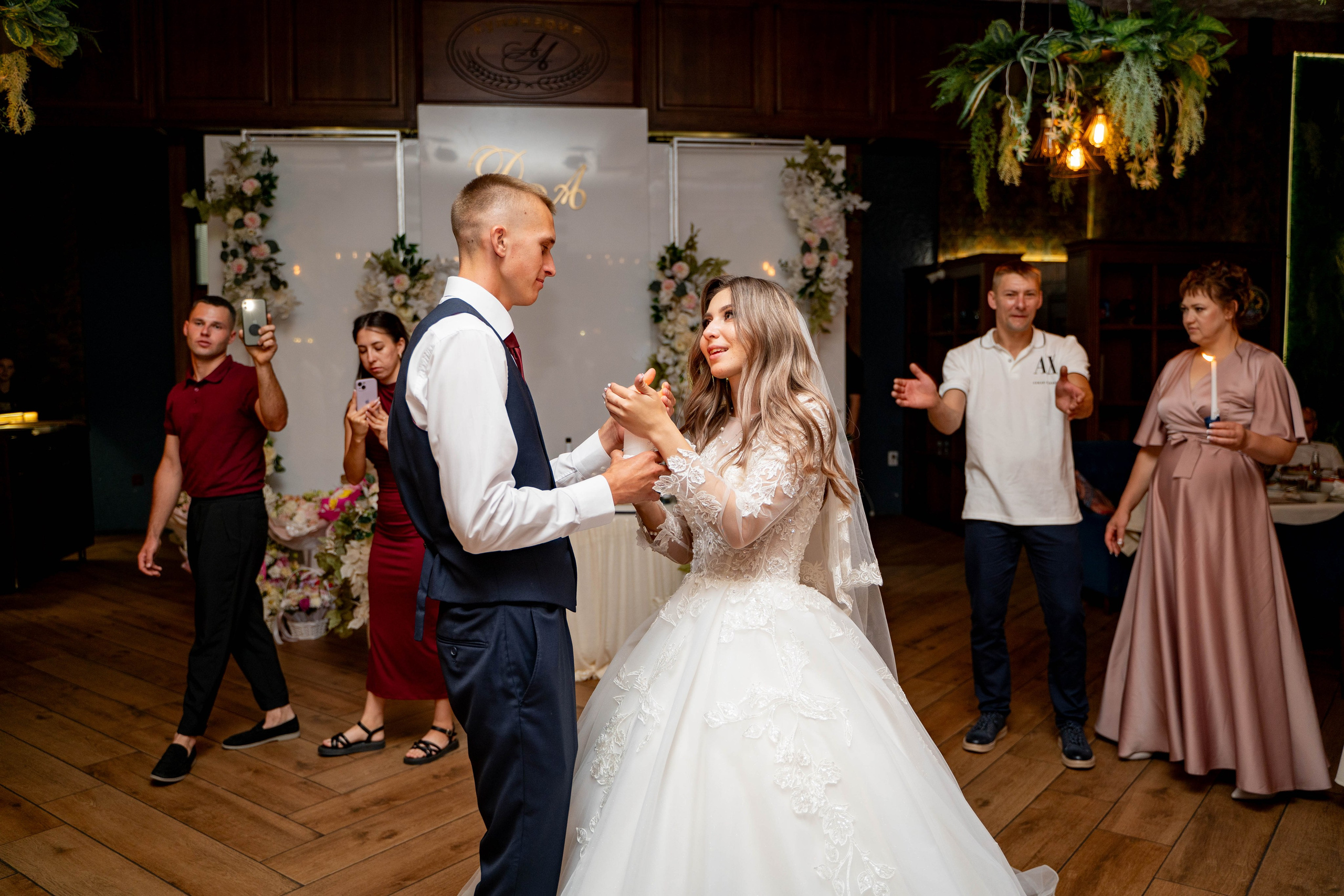 Данил и Анастасия. Видеосьемка, фотосьемка свадеб, юбилеев, утренников в Краснодарском кр