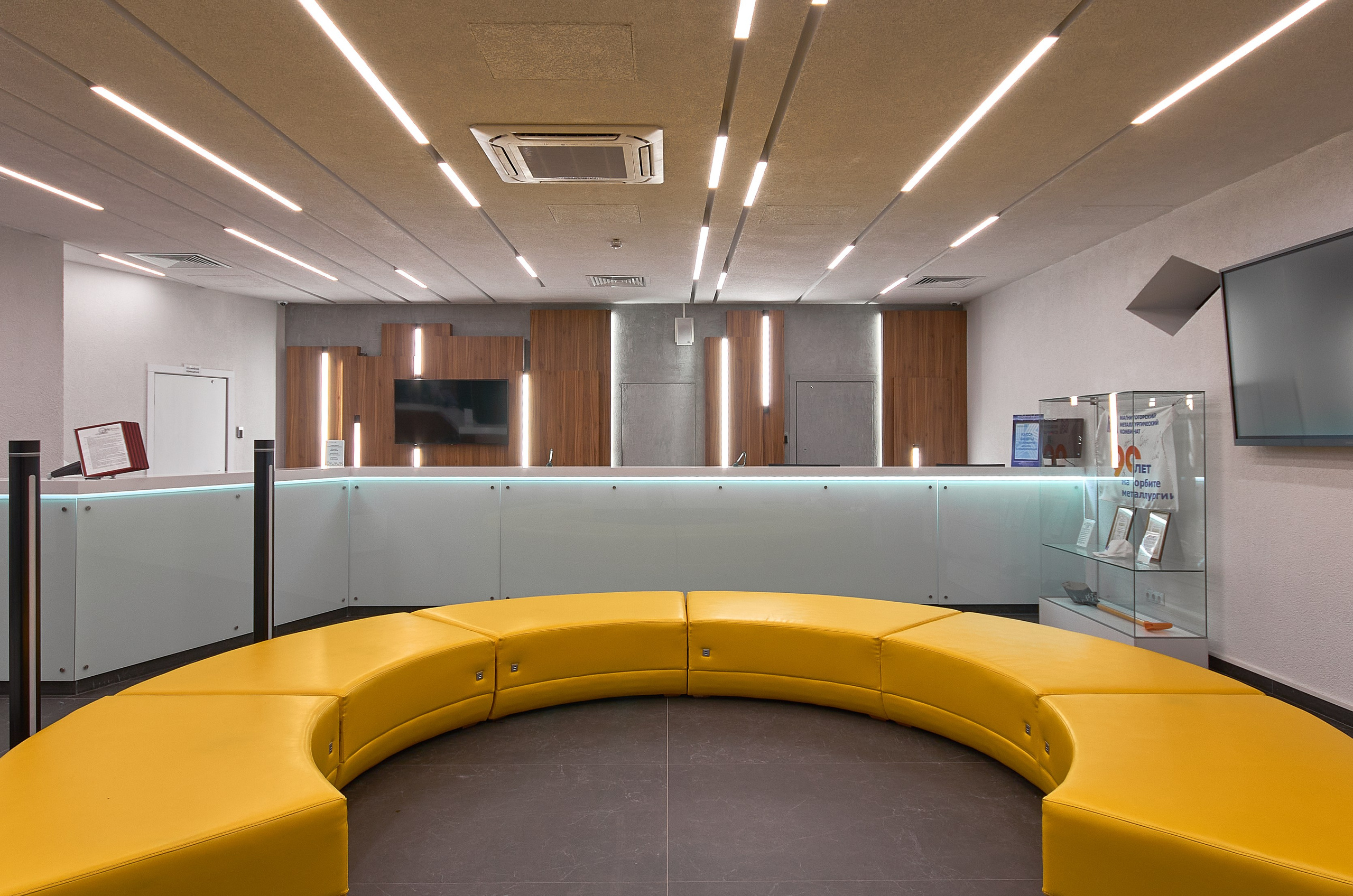 Информационный центр, Притяжение. Абросимов Лев интерьерный и архитектурный фотограф