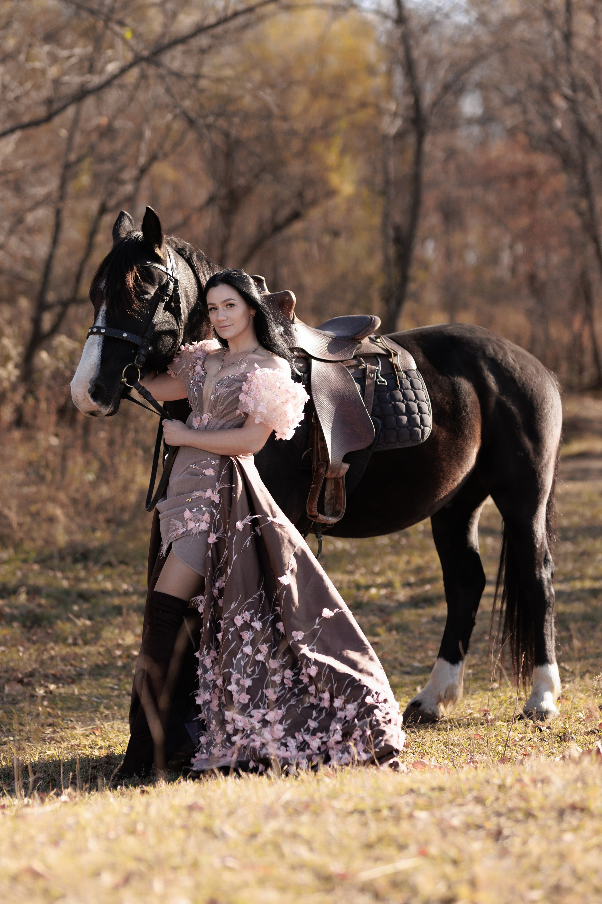 Марина с лошадьми. Фотограф женского портрета, беременности и материнства Харькова Елена