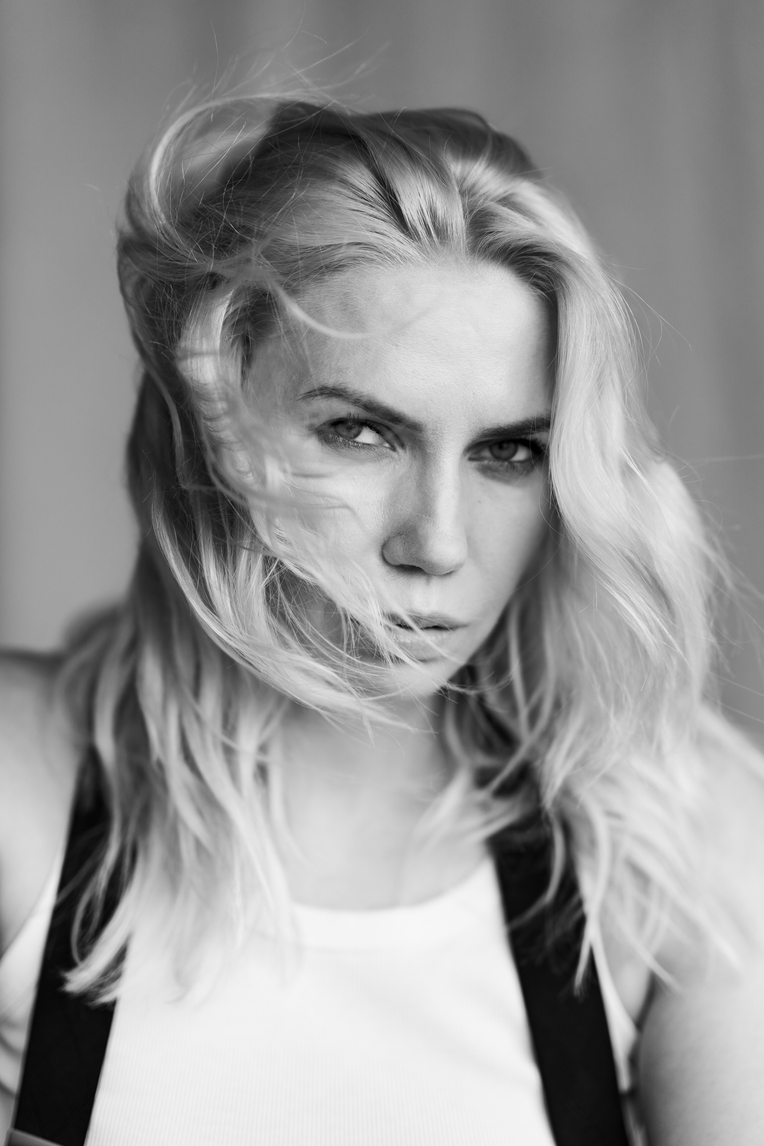 Женский портрет 35+. Женский портретный фотограф 35+ Воронеж. Добро пожаловать в магию ЧБ портрета