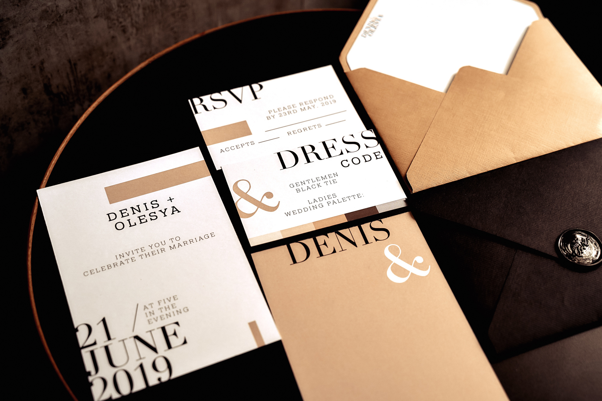 Денис и Оксана. Павел Мерк. Стильная свадебная фотография