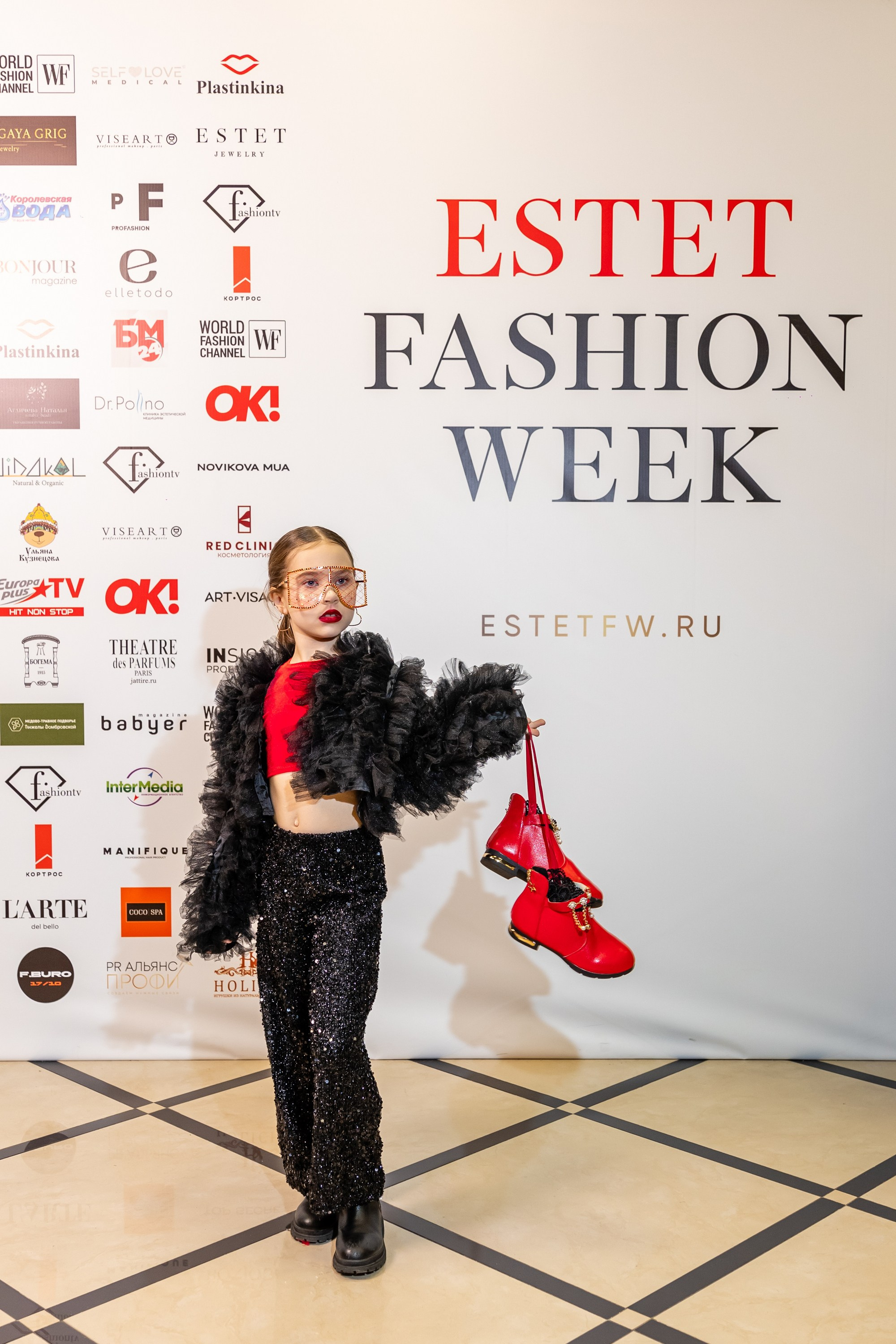 ESTET FASHION WEEK (KIDs REVOLUTION). Татьяна Чернышова свадебный фотограф Москва