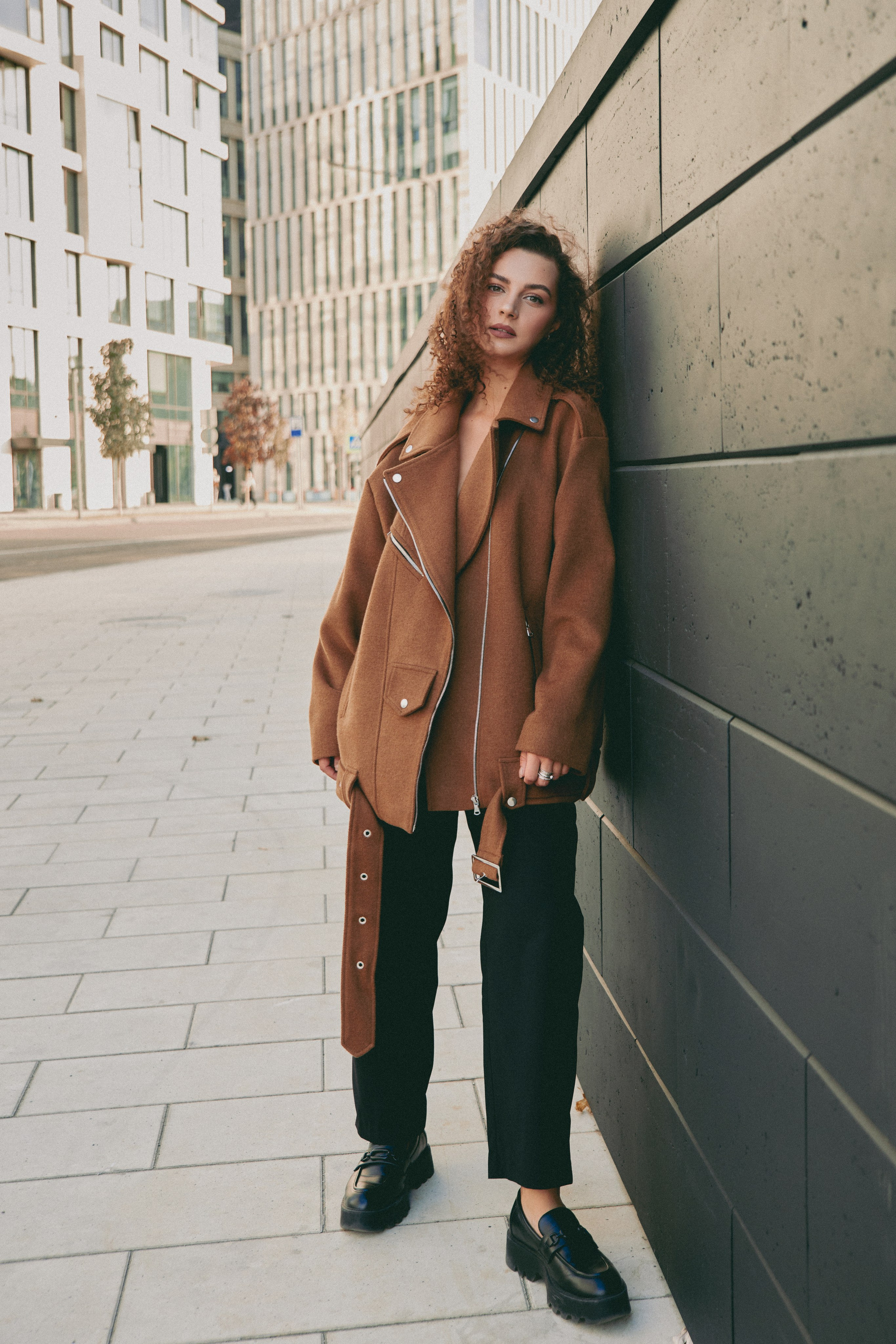 Уличная фотосессия для девушки. Brand и контент фотограф