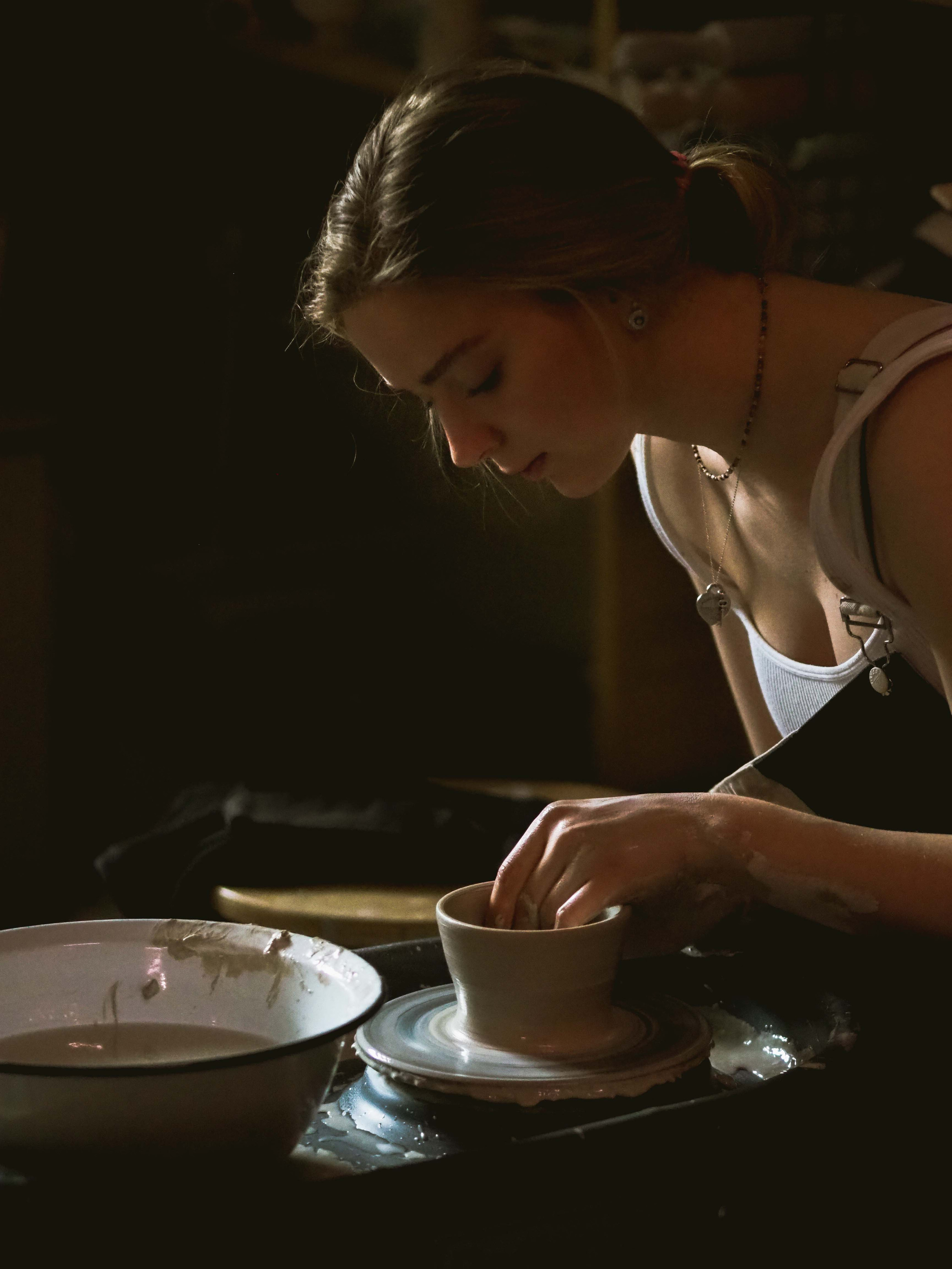 В студии керамики. Фотограф Рязань. Семейный Свадебный фотограф