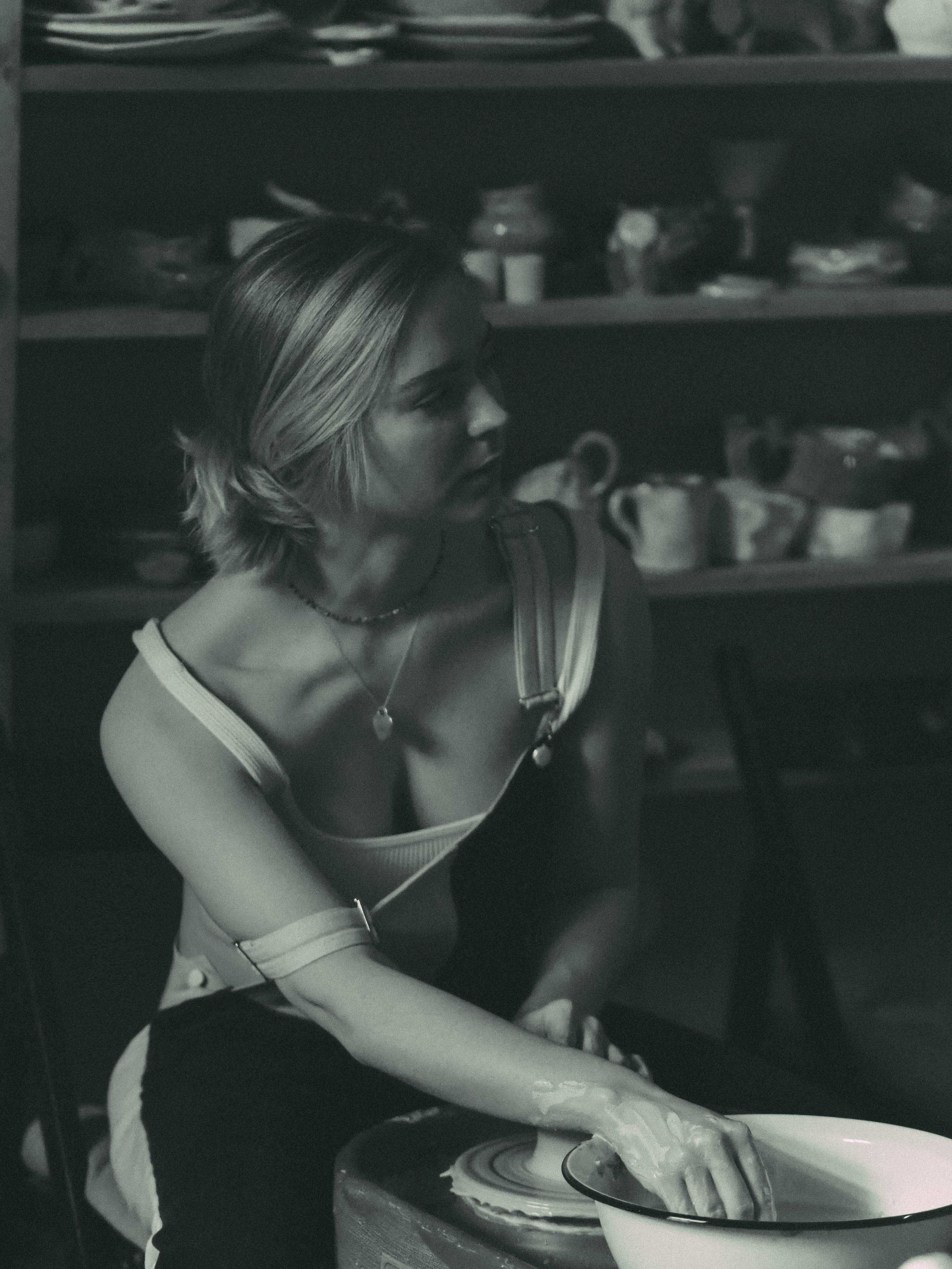 В студии керамики. Фотограф Рязань. Семейный Свадебный фотограф