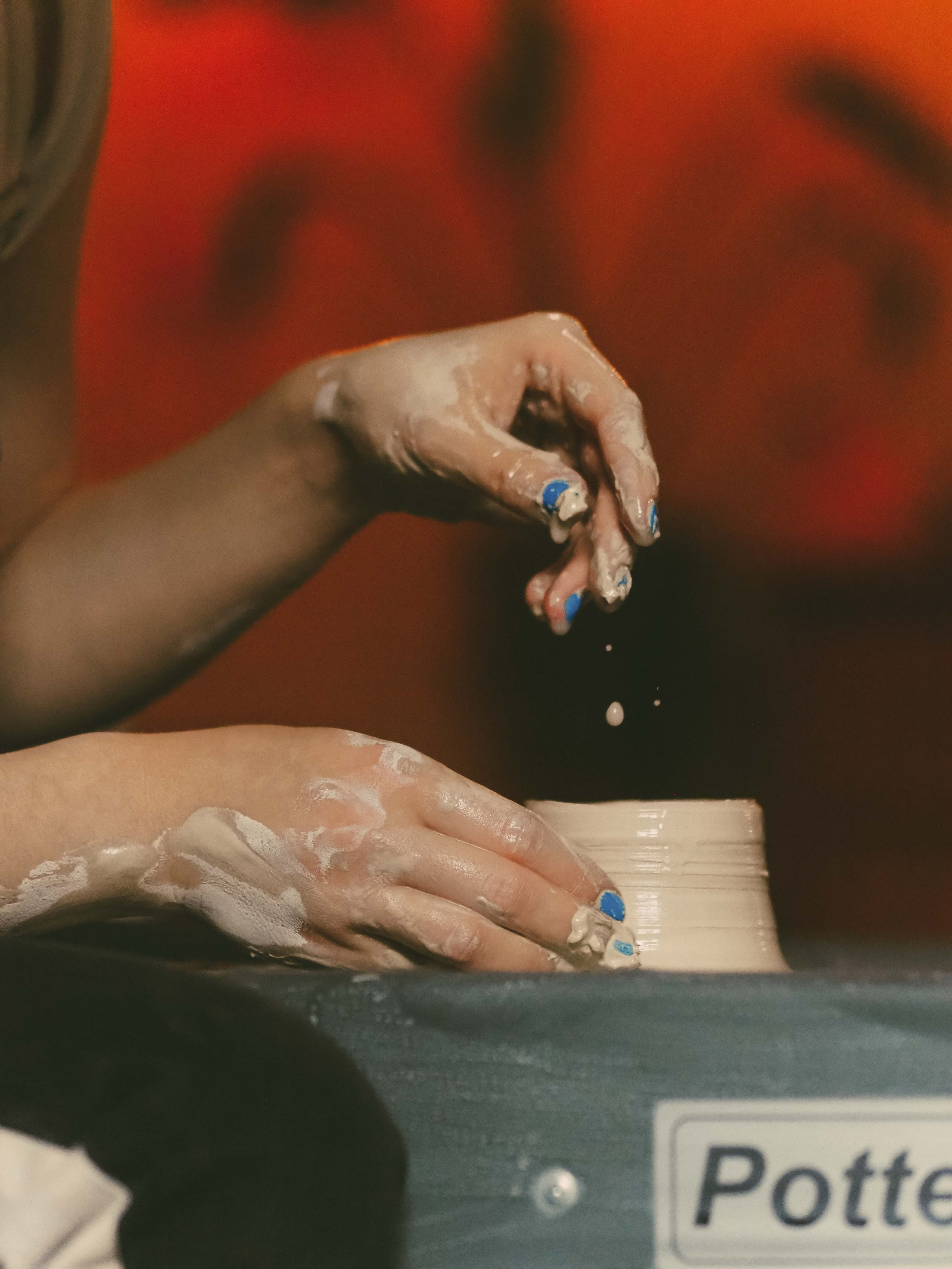 В студии керамики. Фотограф Рязань. Семейный Свадебный фотограф