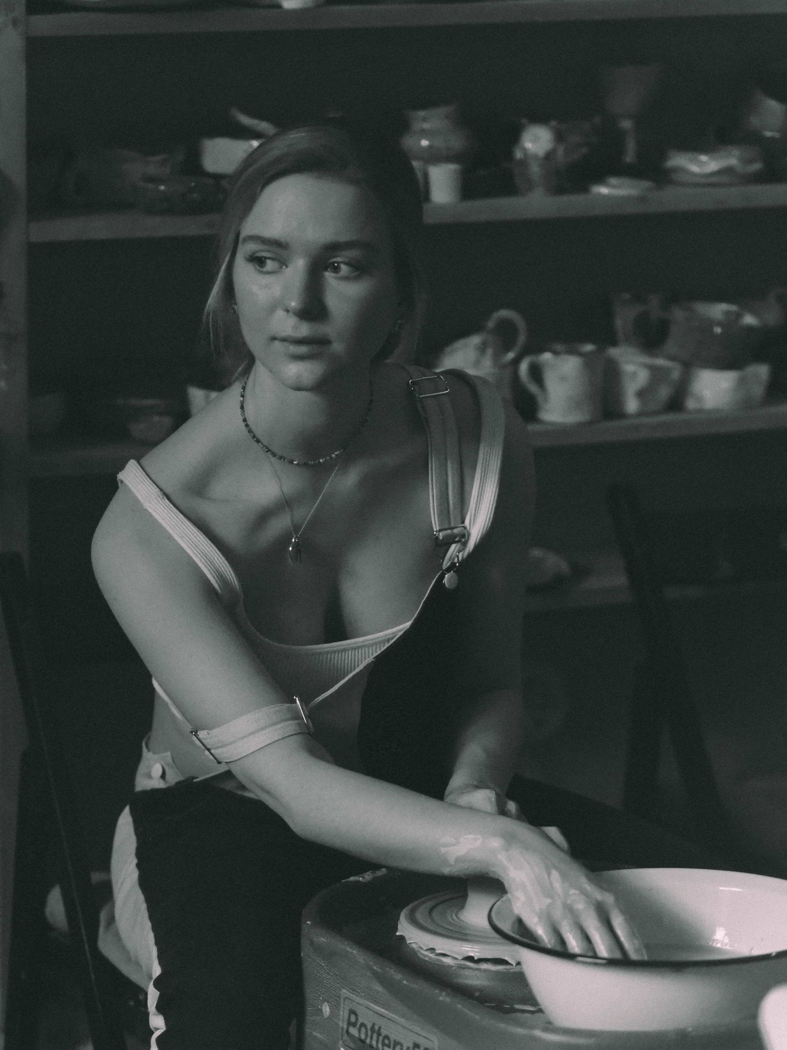 В студии керамики. Фотограф Рязань. Семейный Свадебный фотограф