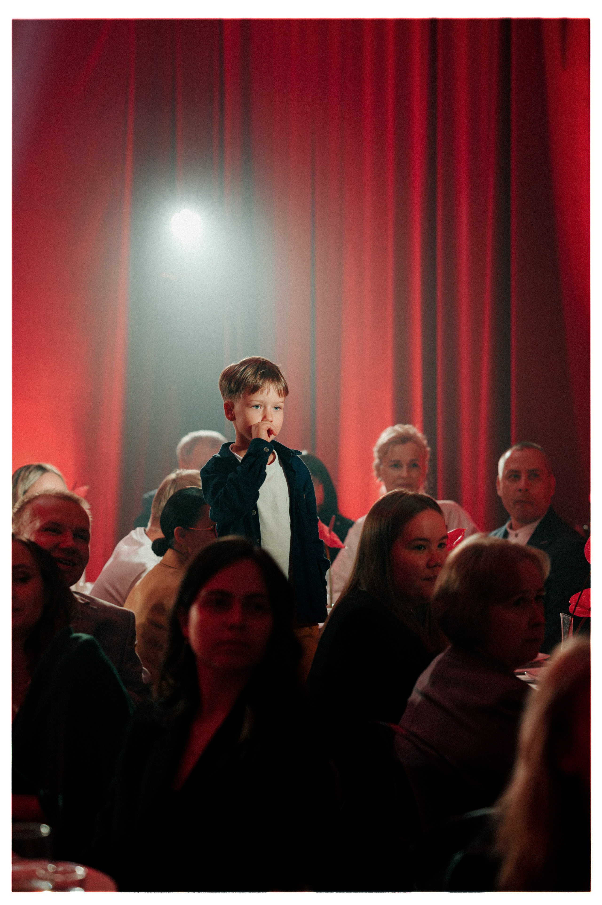 ЛЮБОВЬ КРАСНА. Свадебный и семейный фотограф Никита Корохов