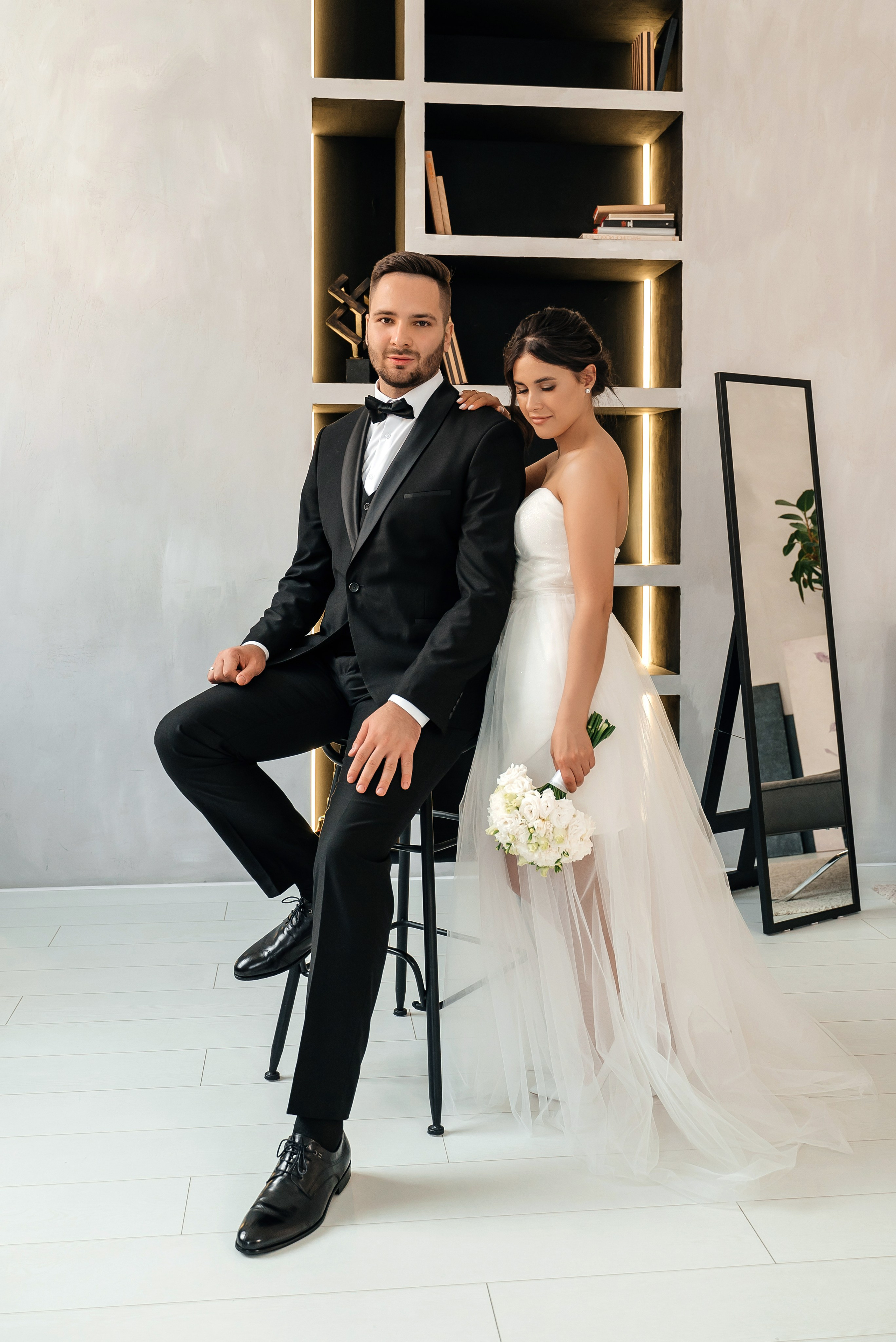 Полный летний свадебный день, прогулка на природе и в городе. Свадебный фотограф Елена Рякина