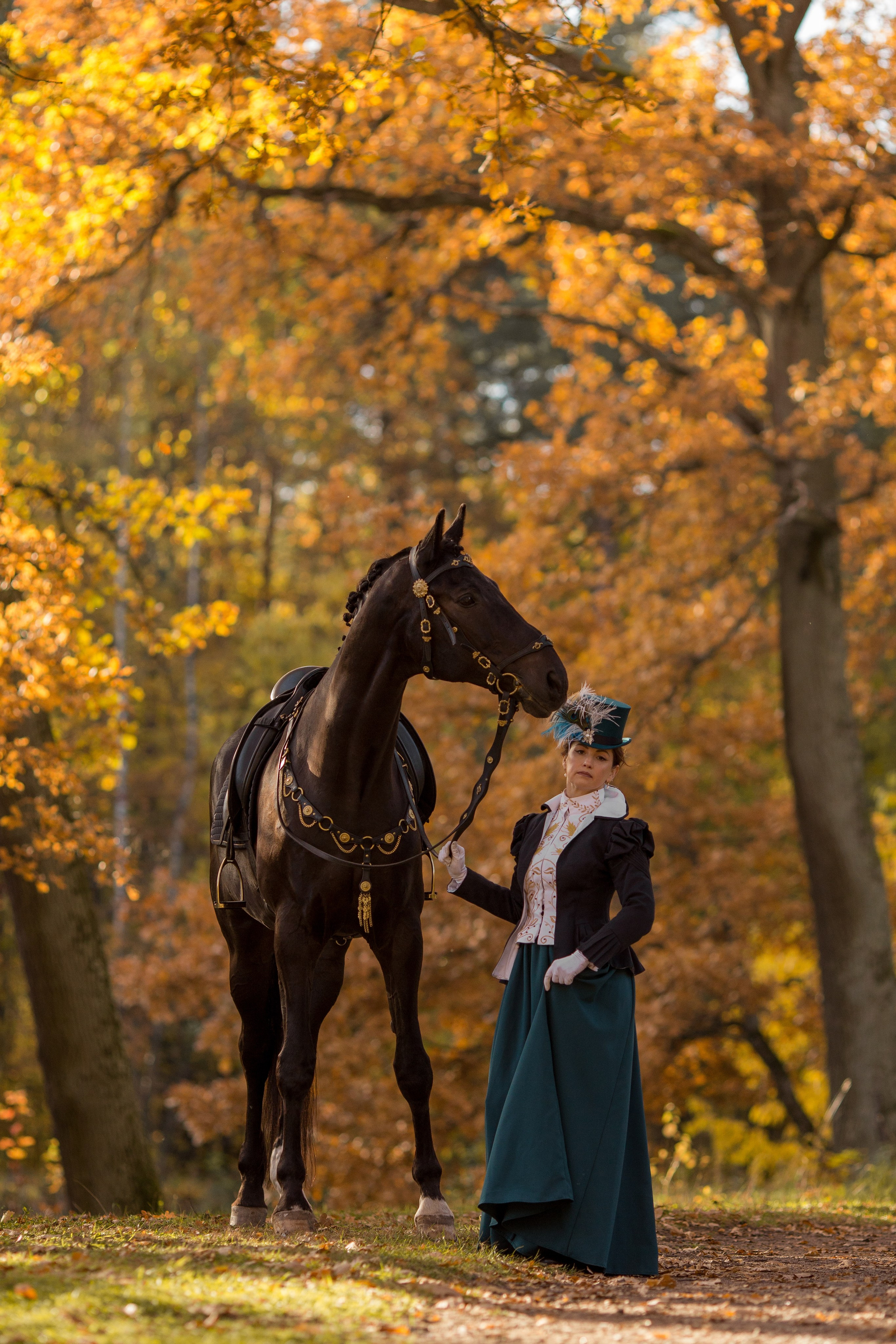 Фотосессия с лошадью в историческом стиле