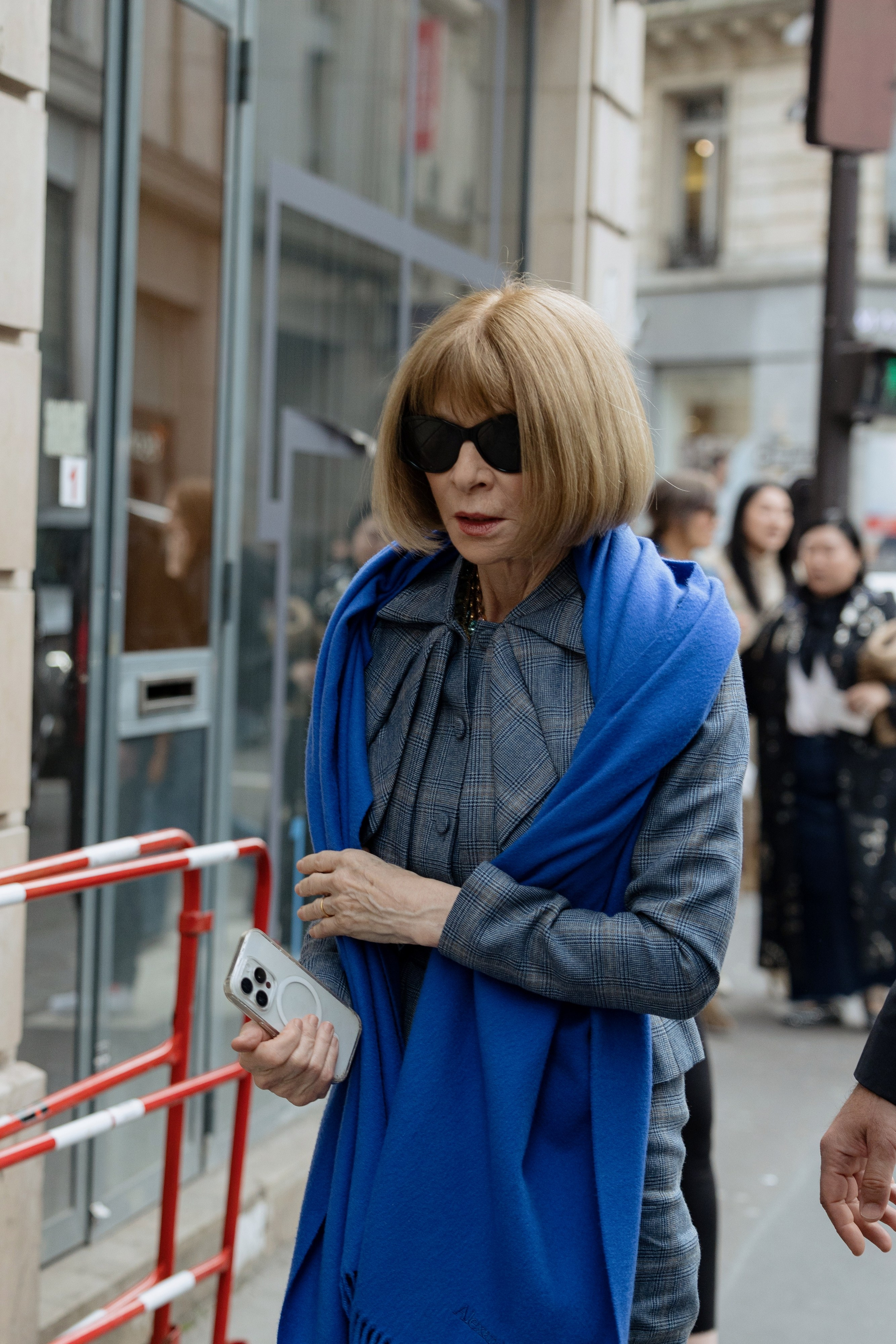 Dries Van Noten PFW WOMENSWEAR FALL-WINTER 24/25. Photographer in Milan Ivan Goncharov