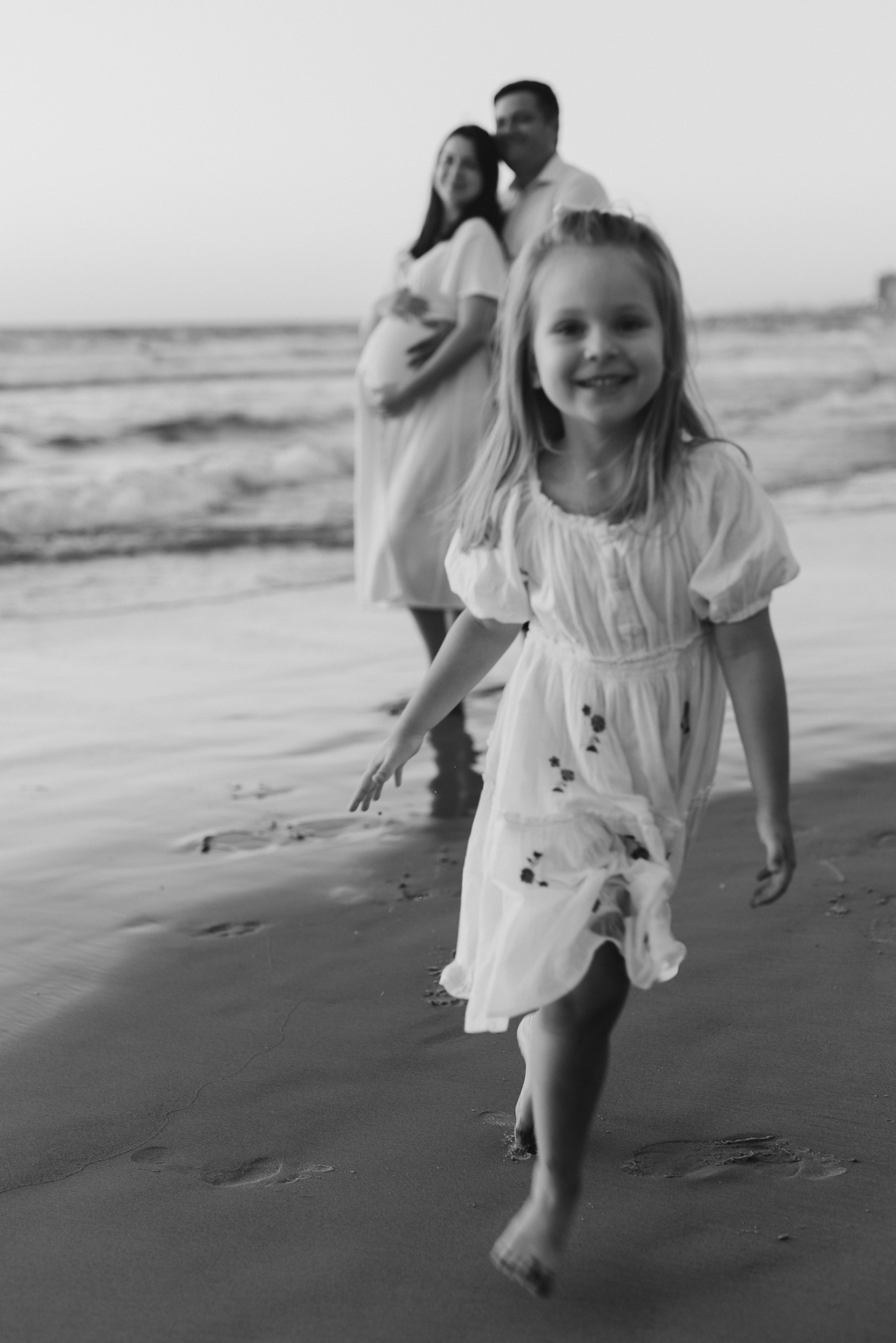 Ela, Andre & Mira: Pregnancy. Family photographer in Israel | Alesya Superfin