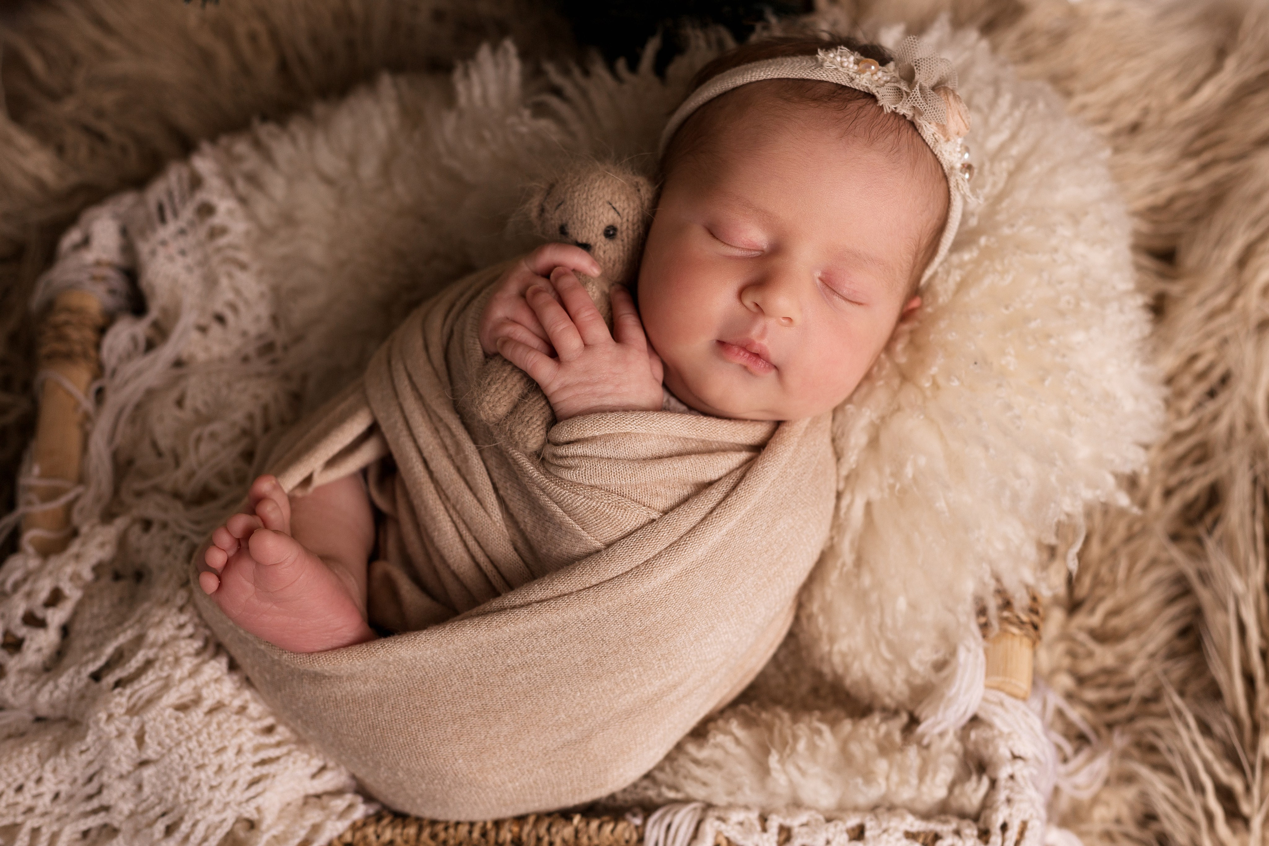 Девочки. Фотограф новорожденных в Омске Анастасия Моисеева