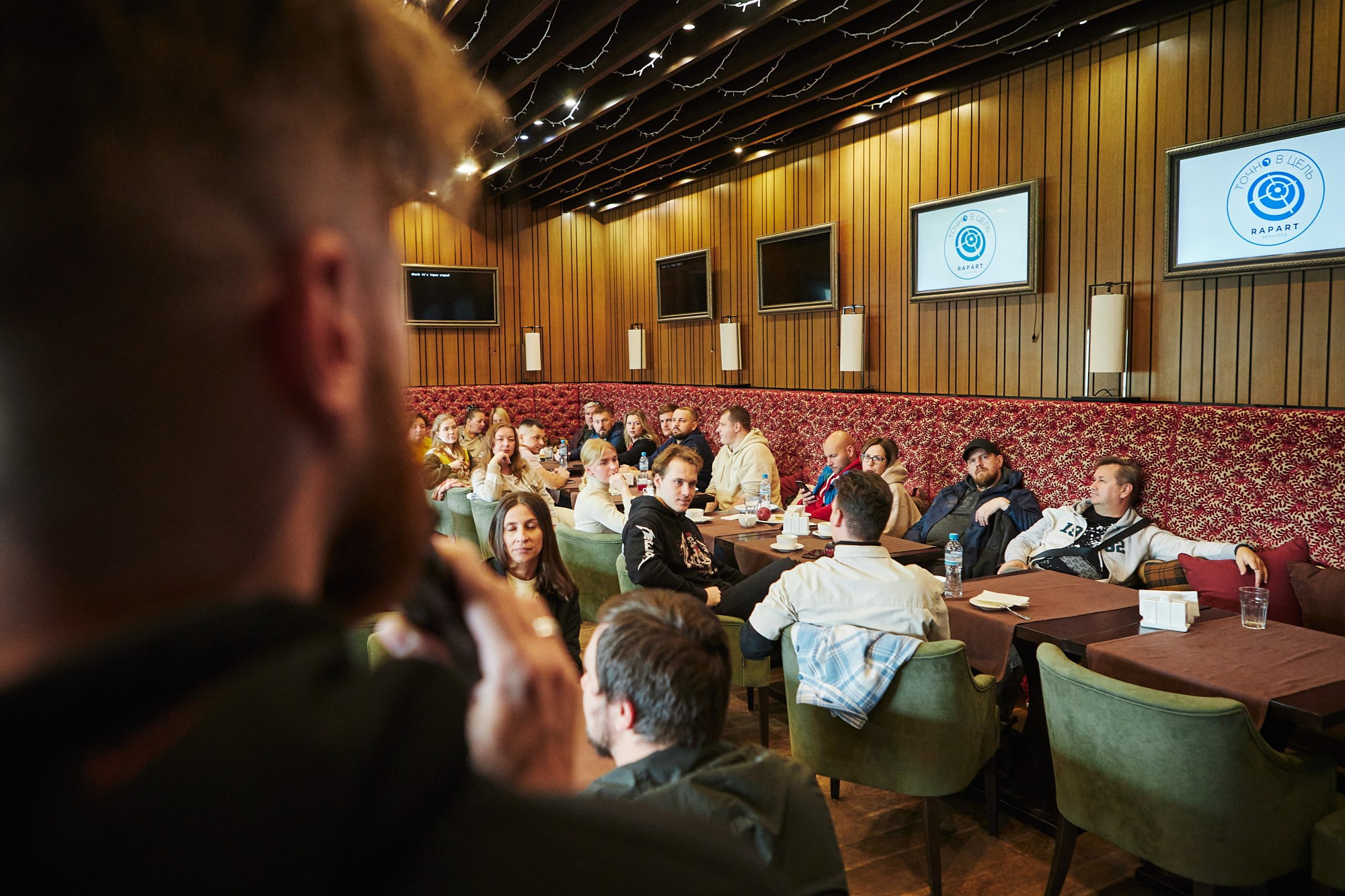 Корпоратив в FoxxLounge. Репортажный фотограф в Москве — Дмитрий Тарасов | Съёмка мероприятий, концертов, корпоративов